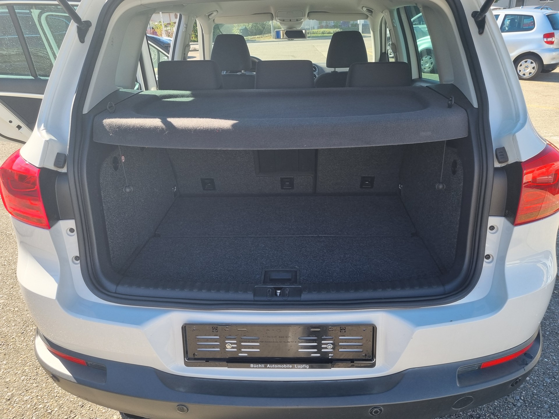 VW Tiguan 1.4 TSI Track&Style 4Motion-image-14