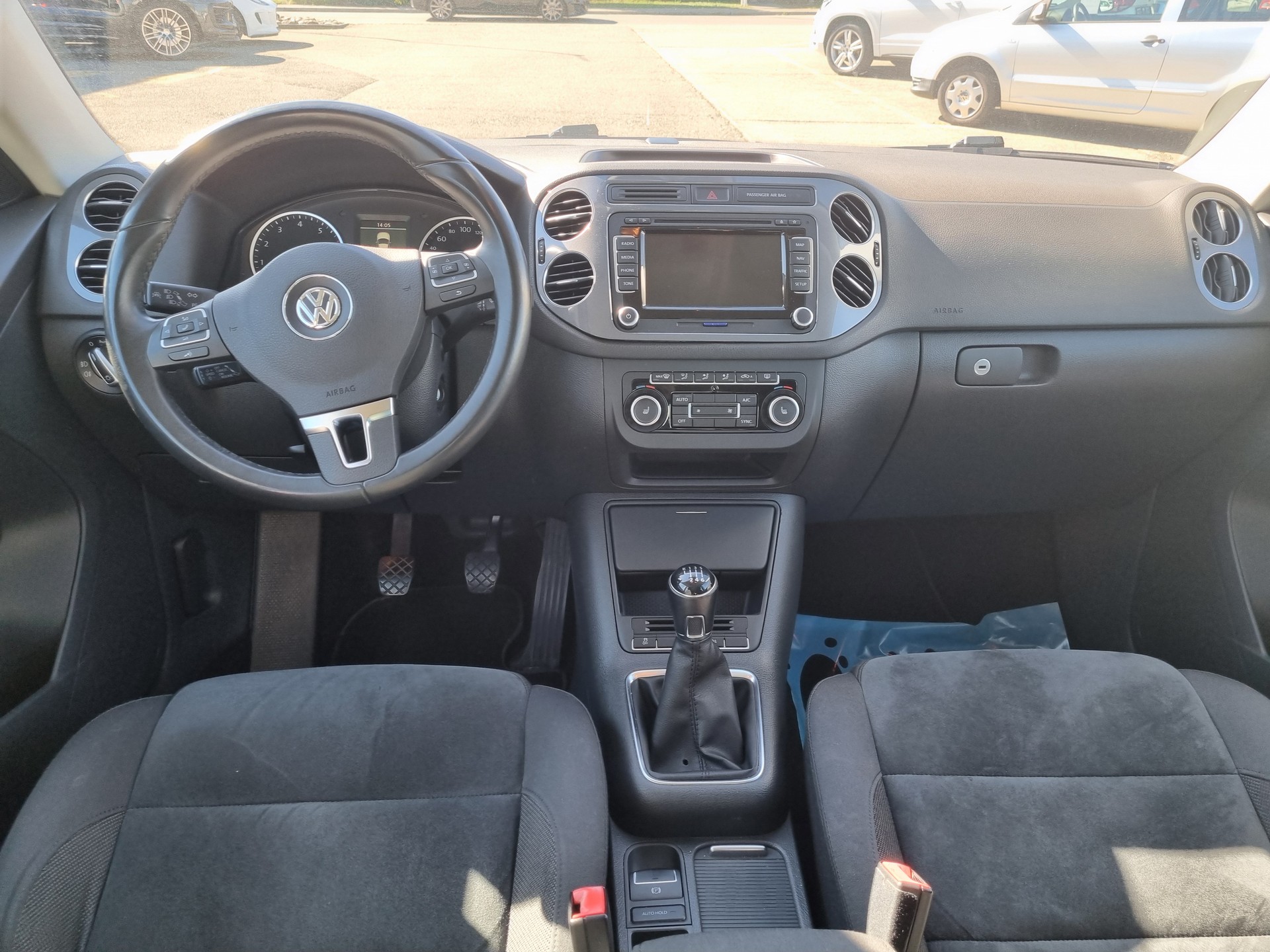 VW Tiguan 1.4 TSI Track&Style 4Motion-image-9