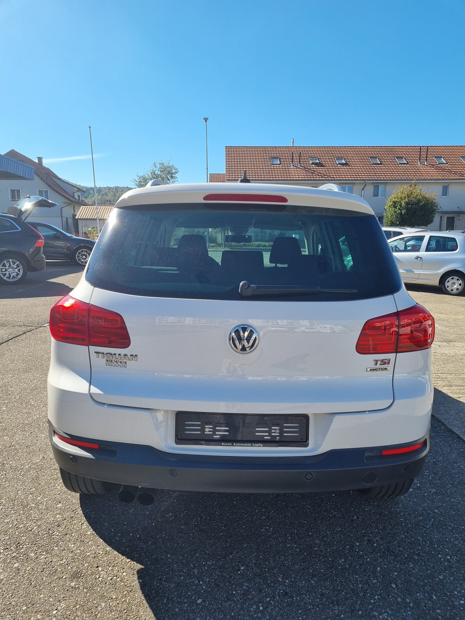 VW Tiguan 1.4 TSI Track&Style 4Motion-image-4