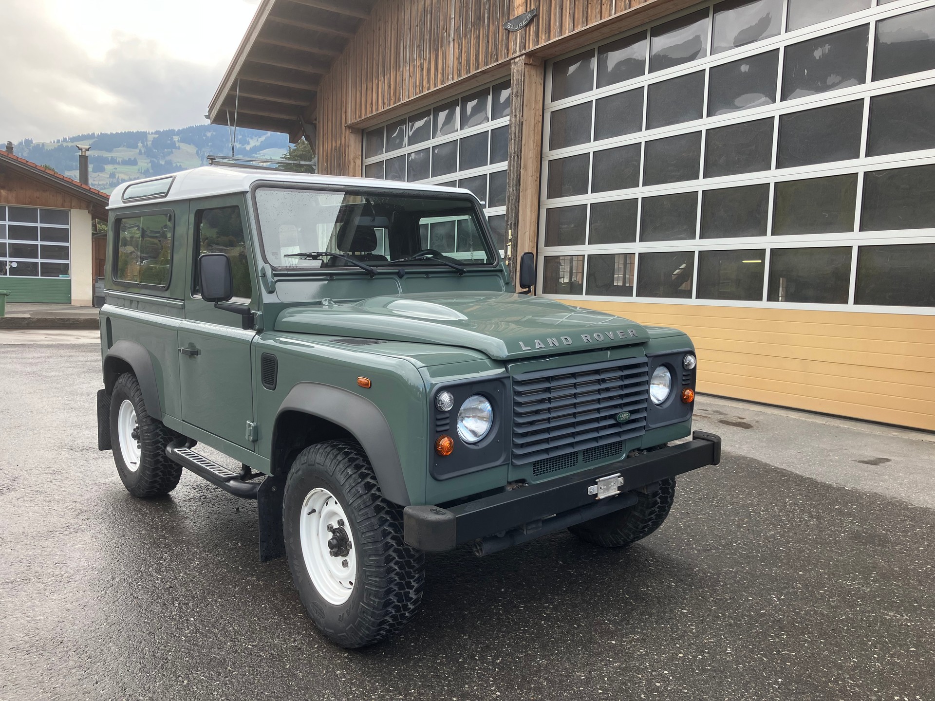 LAND ROVER 2.2 TD4 SW-image-1