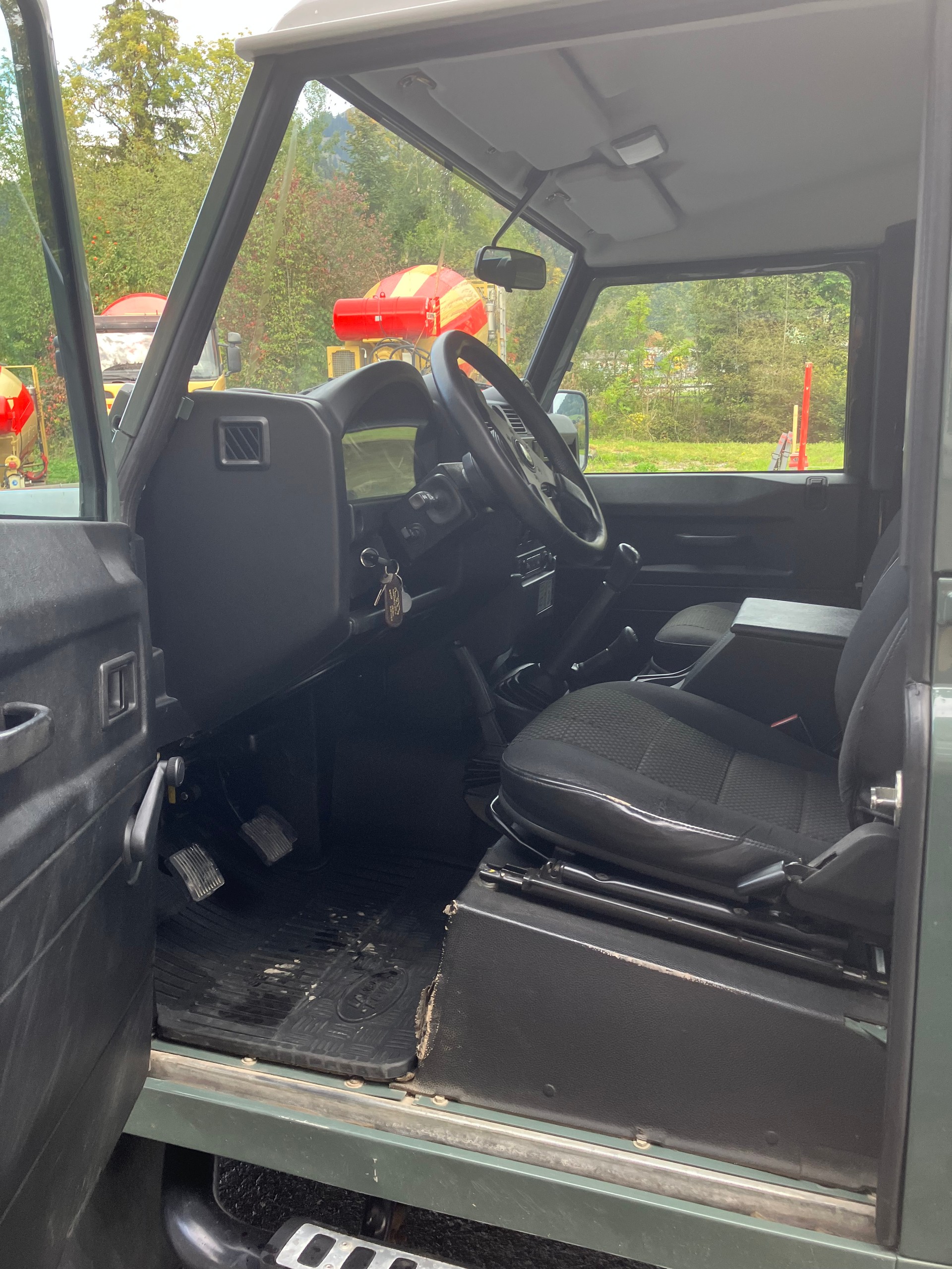 LAND ROVER 2.2 TD4 SW-image-3