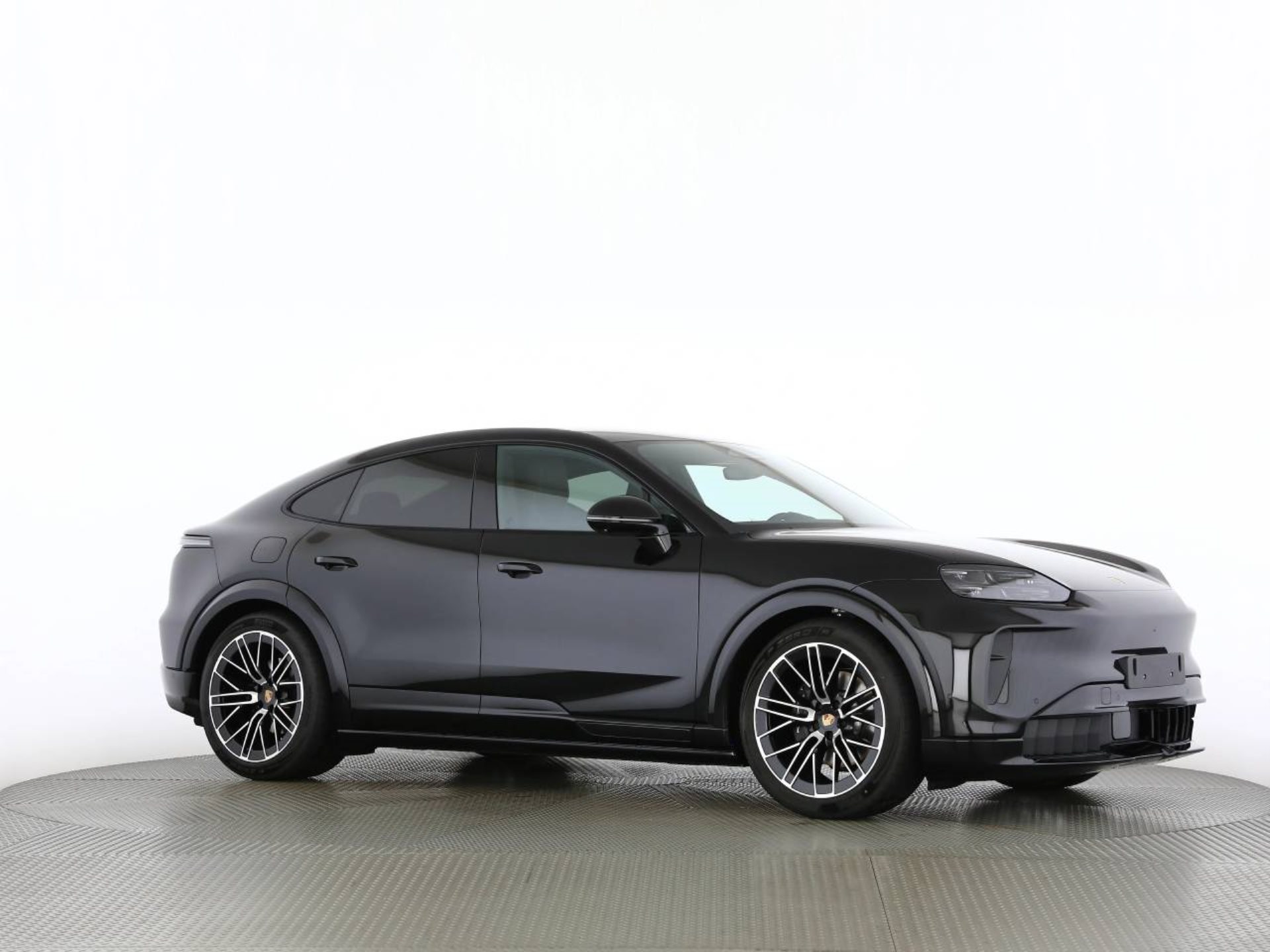 PORSCHE Cayenne Coupé Electric-image-26