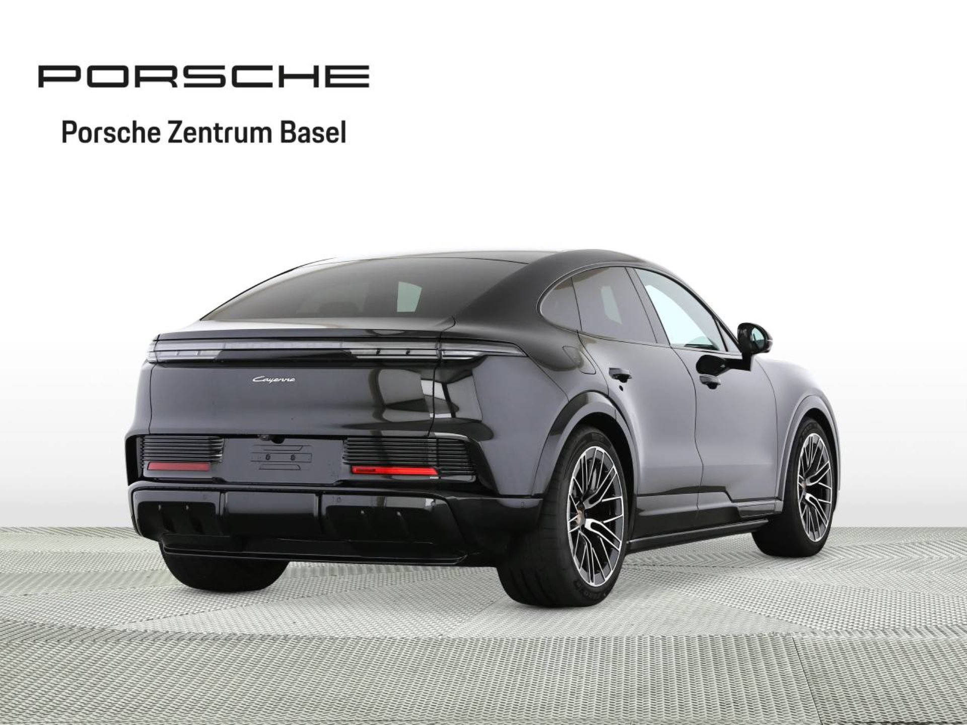 PORSCHE Cayenne Coupé Electric-image-2