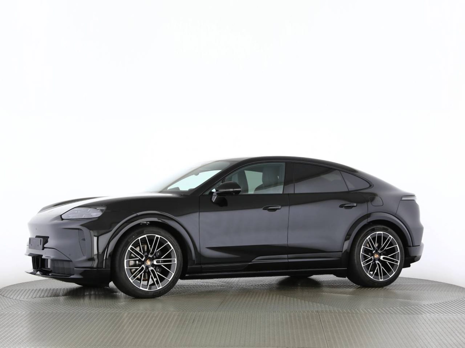 PORSCHE Cayenne Coupé Electric-image-10