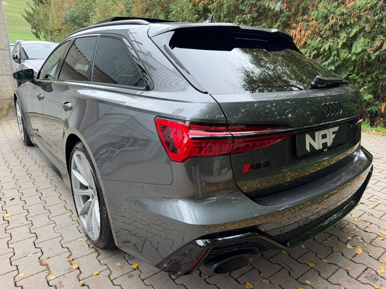 AUDI RS6 Avant 4.0 TFSI V8 quattro-image-2
