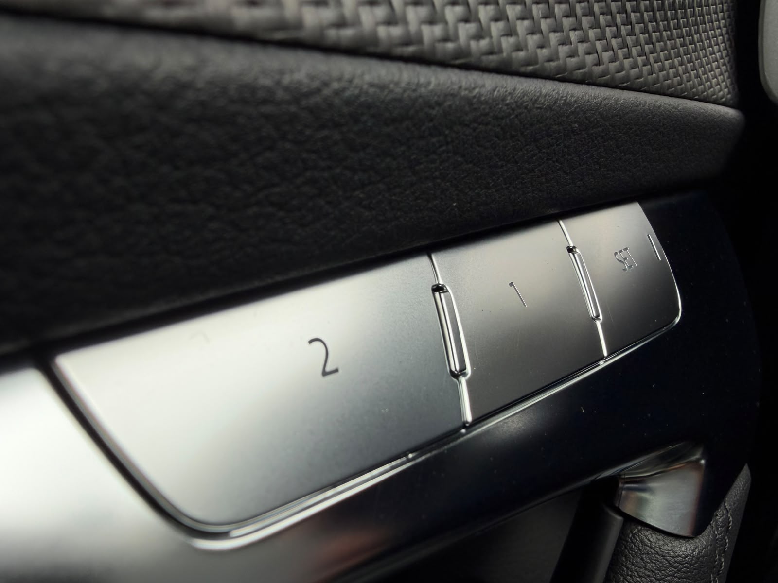 AUDI RS6 Avant 4.0 TFSI V8 quattro-image-19
