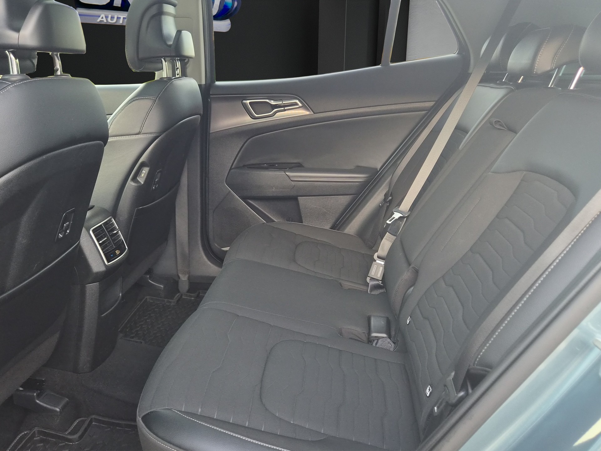 KIA Sportage 1.6T-GDi MHEV Power Edition 4x4 7DCT véhicule suisse-image-20