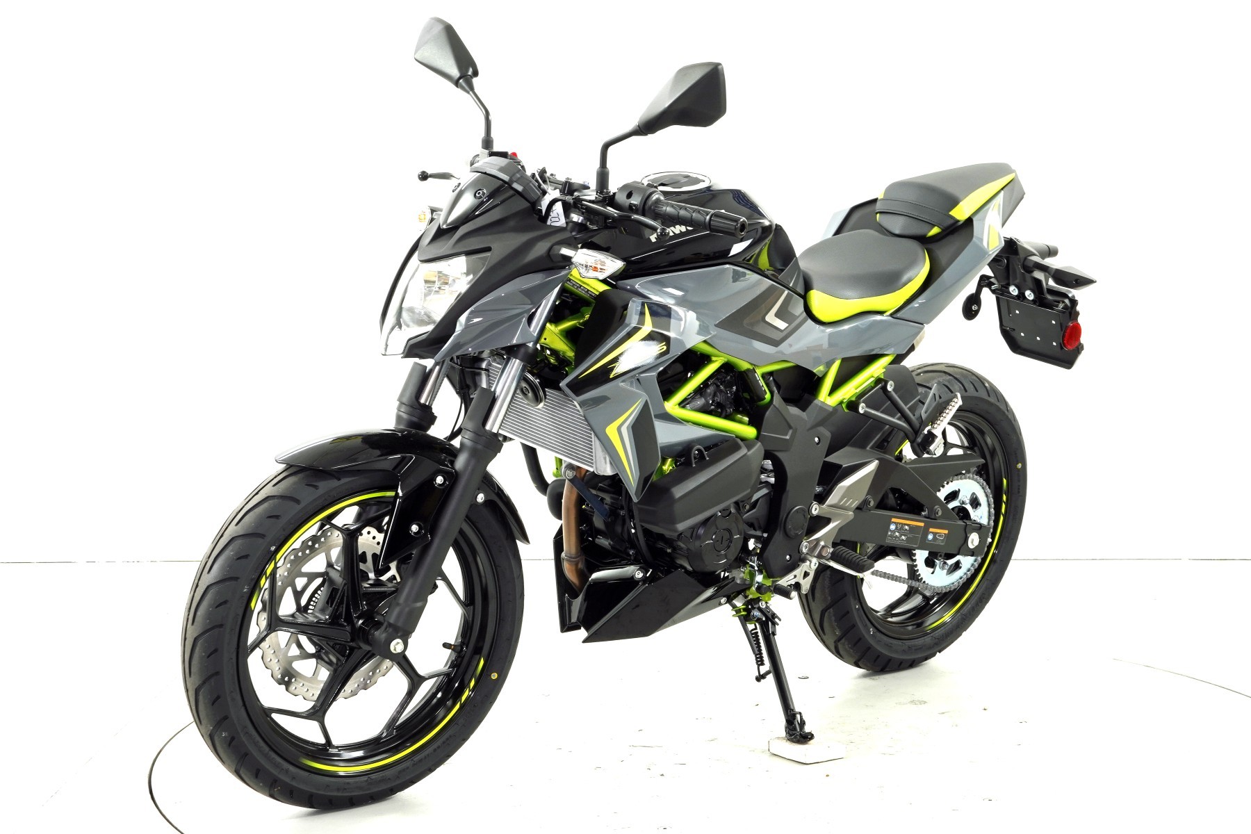 KAWASAKI Z 125 ABS-showroom-element-2