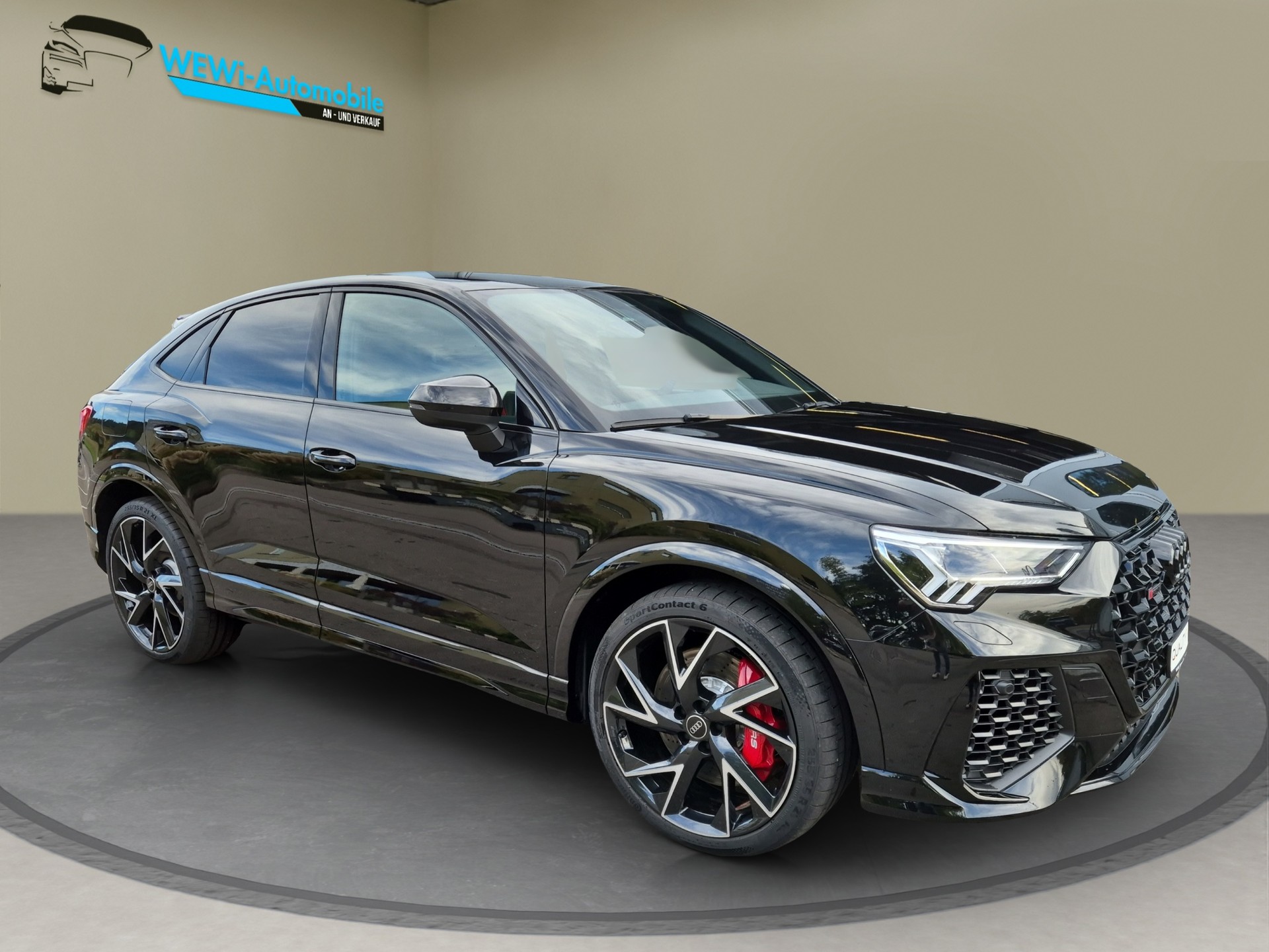 AUDI RS Q3 Sportback quattro S tronic-image-6