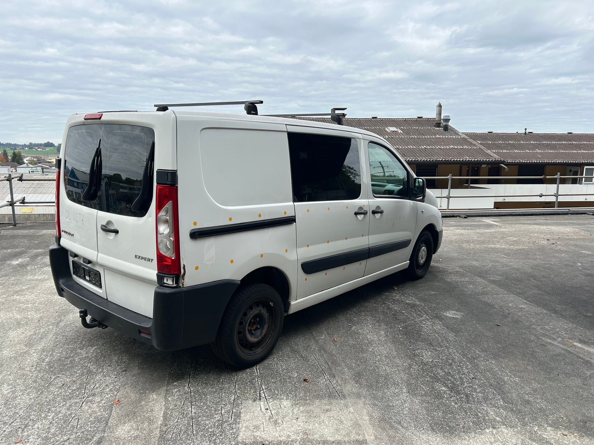 PEUGEOT Expert 2.0 HDi 229 L2H1-image-4