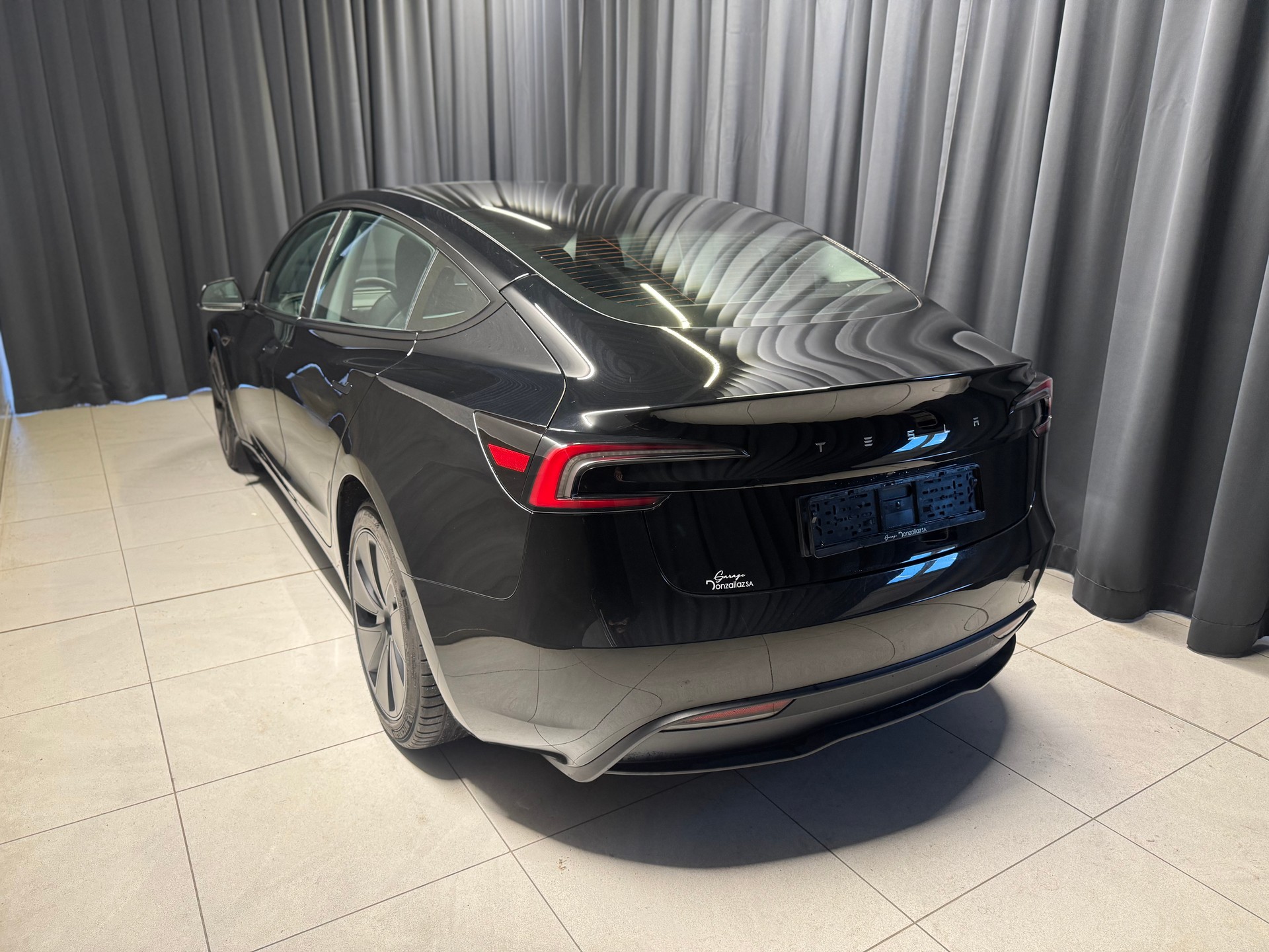 TESLA Model 3 RWD(M)(65)-image-3