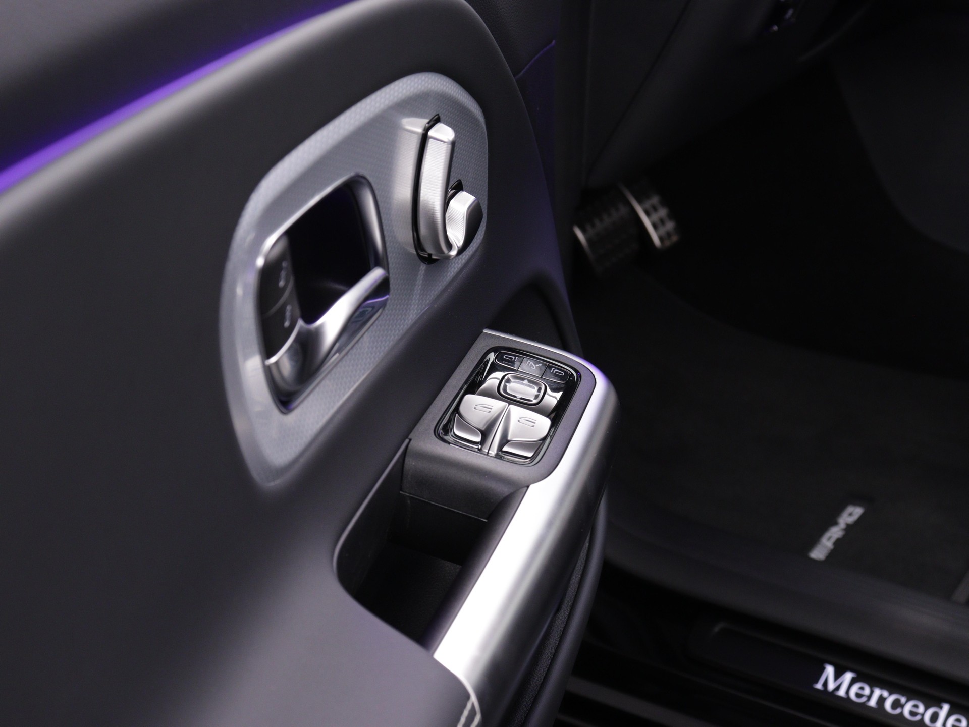 MERCEDES-BENZ CLA-Klasse Shooting Brake CLA 220 4matic-image-8