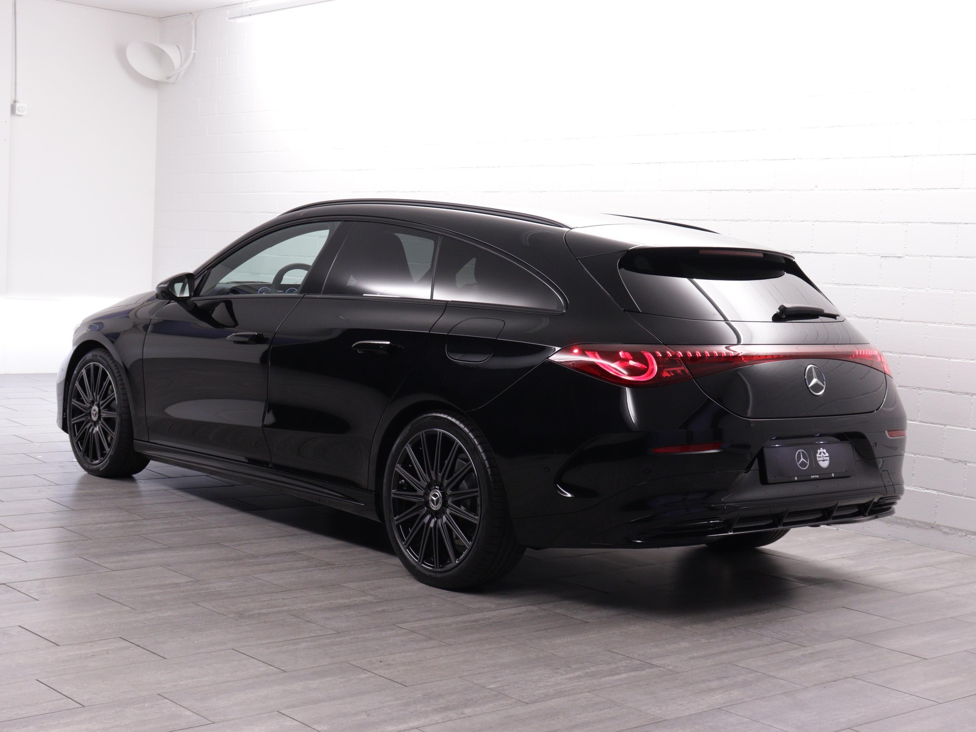 MERCEDES-BENZ CLA-Klasse Shooting Brake CLA 220 4matic-image-3