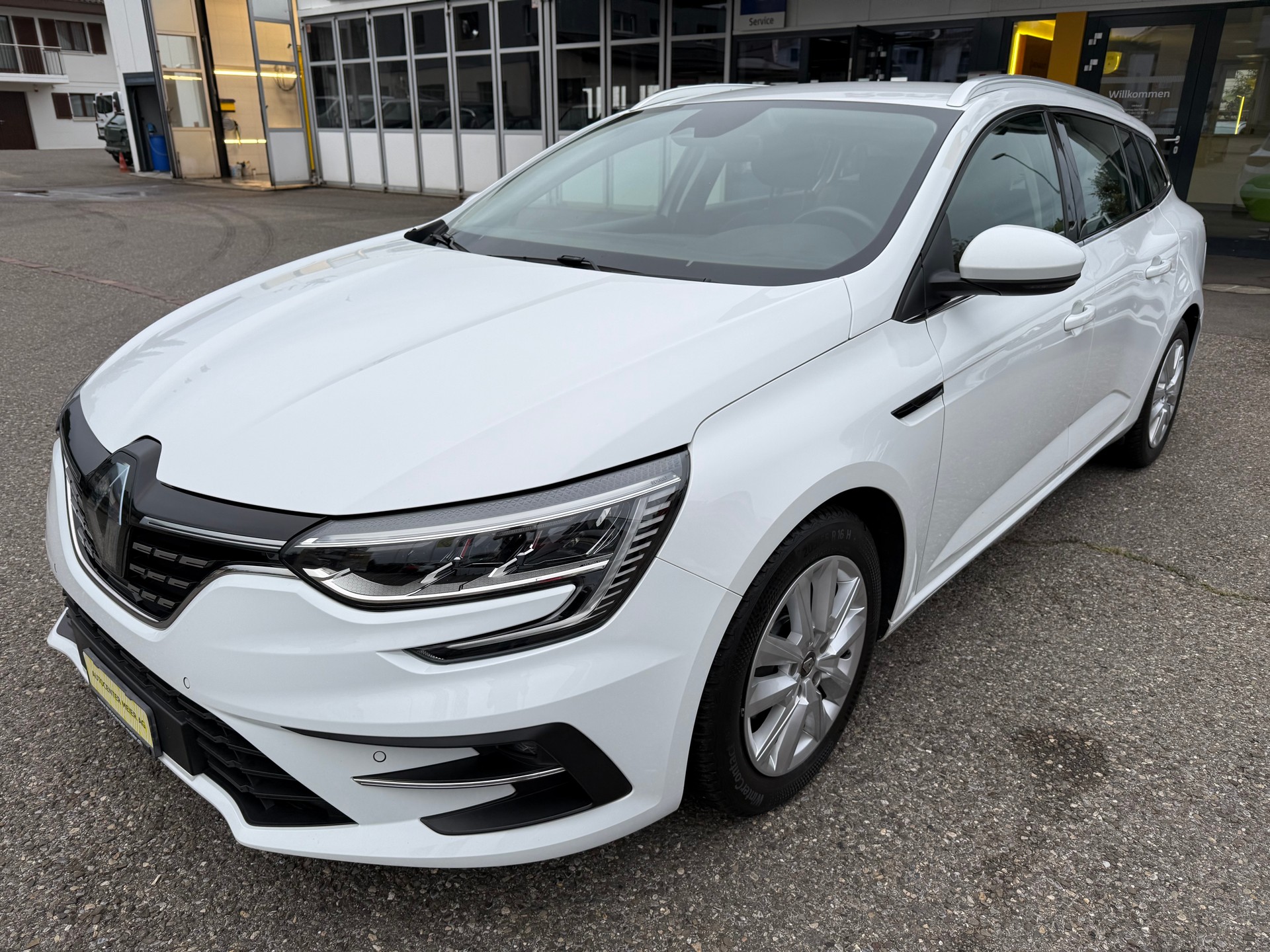 RENAULT Mégane Grandtour 1.5 dCi Business EDC-image-1
