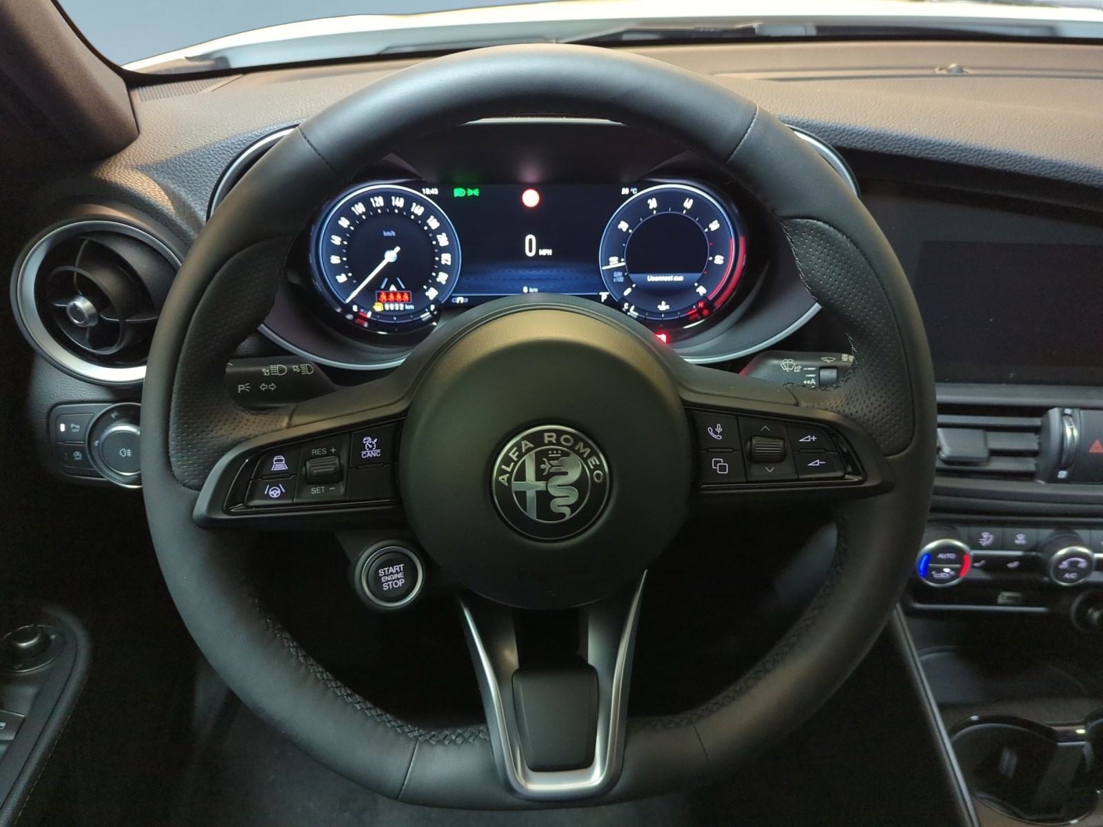 ALFA ROMEO Giulia 2.0 Ti Q4 AT8-image-6