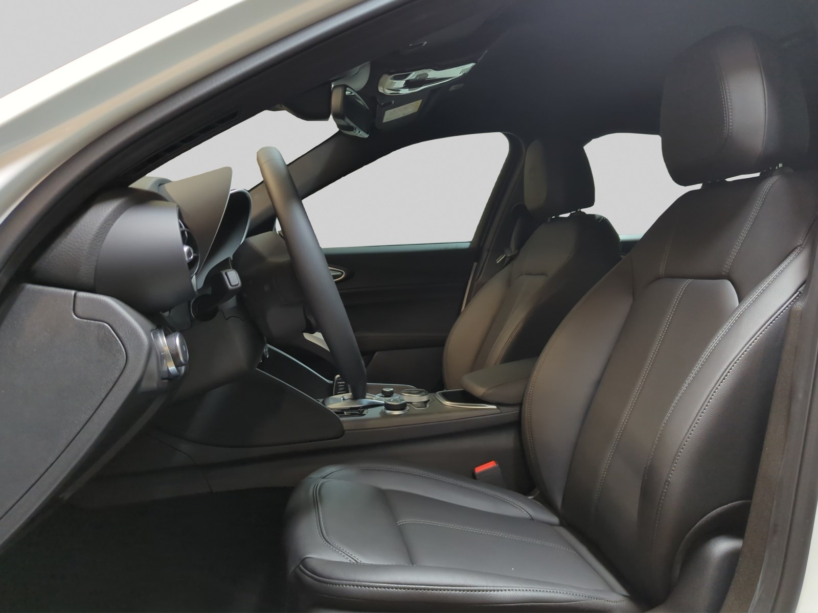 ALFA ROMEO Giulia 2.0 Ti Q4 AT8-image-5