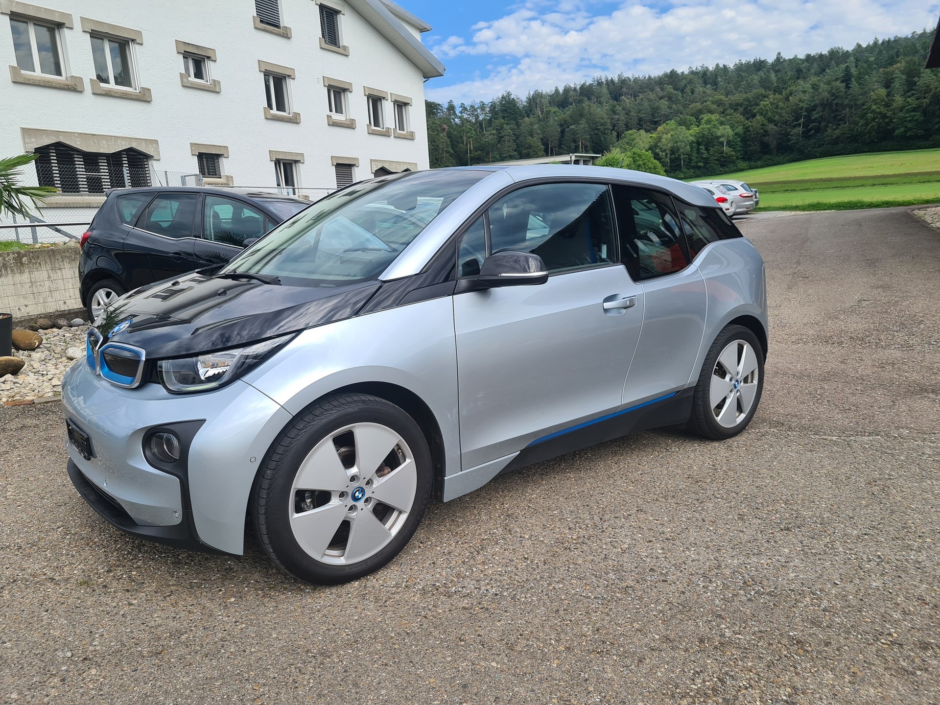 BMW i3 (60Ah) Range Extender-image-2