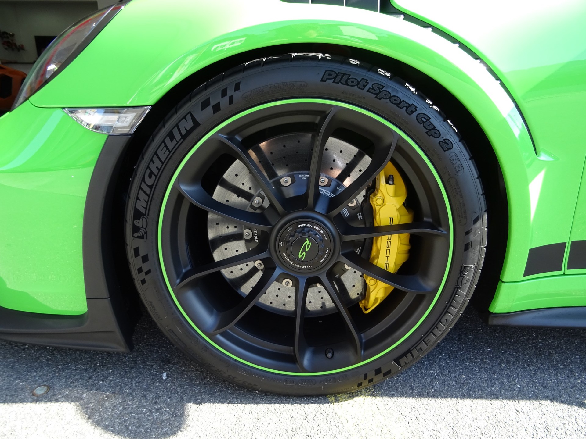 PORSCHE 911 GT3 RS Weissach PDK-image-13