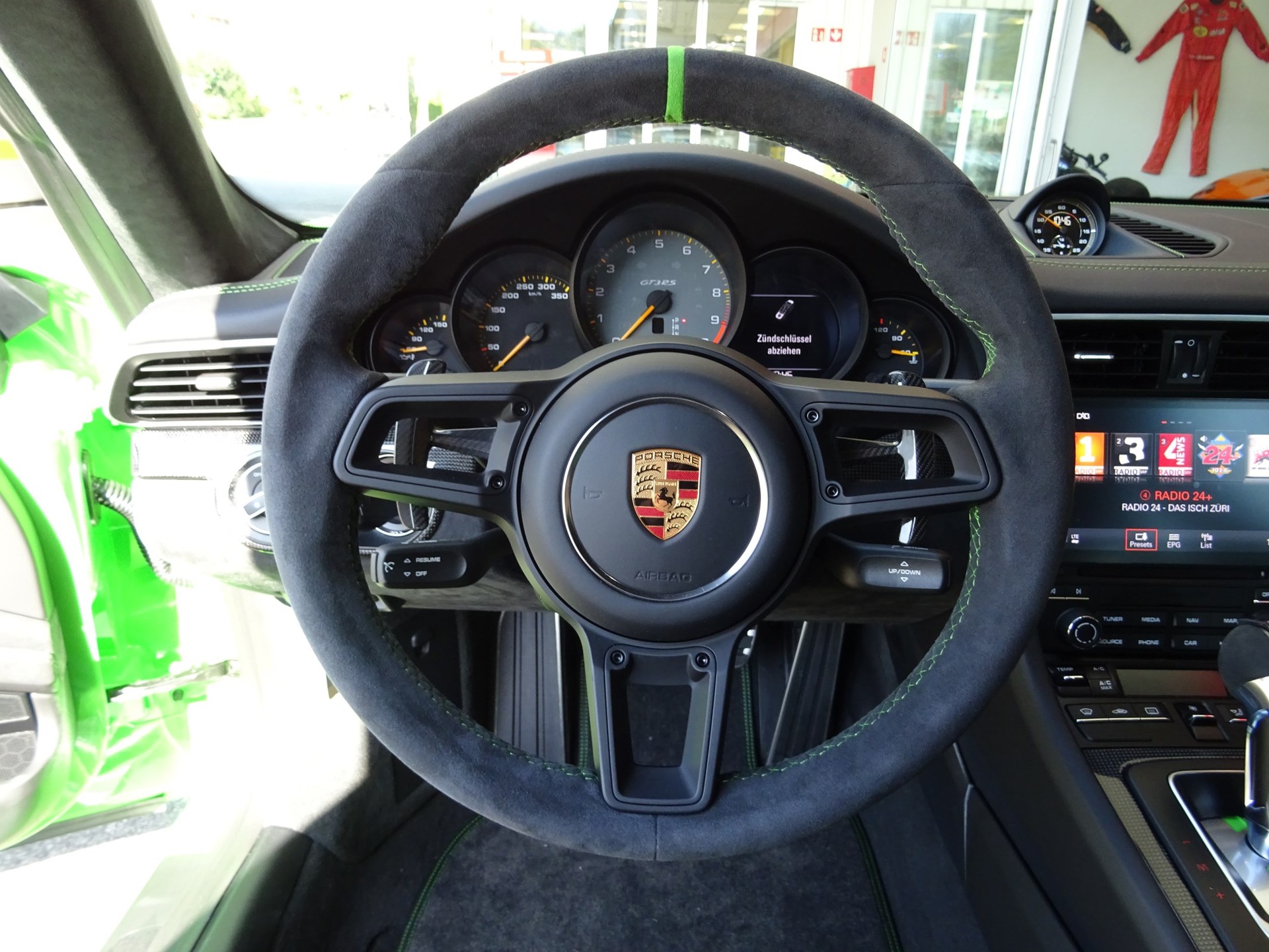 PORSCHE 911 GT3 RS Weissach PDK-image-6
