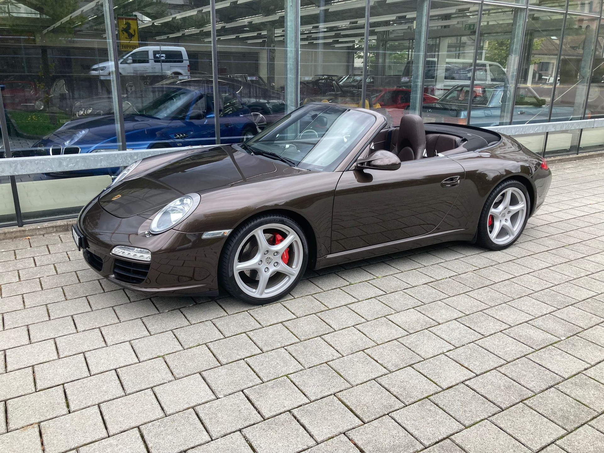 PORSCHE 911 Cabrio Carrera S-image-0