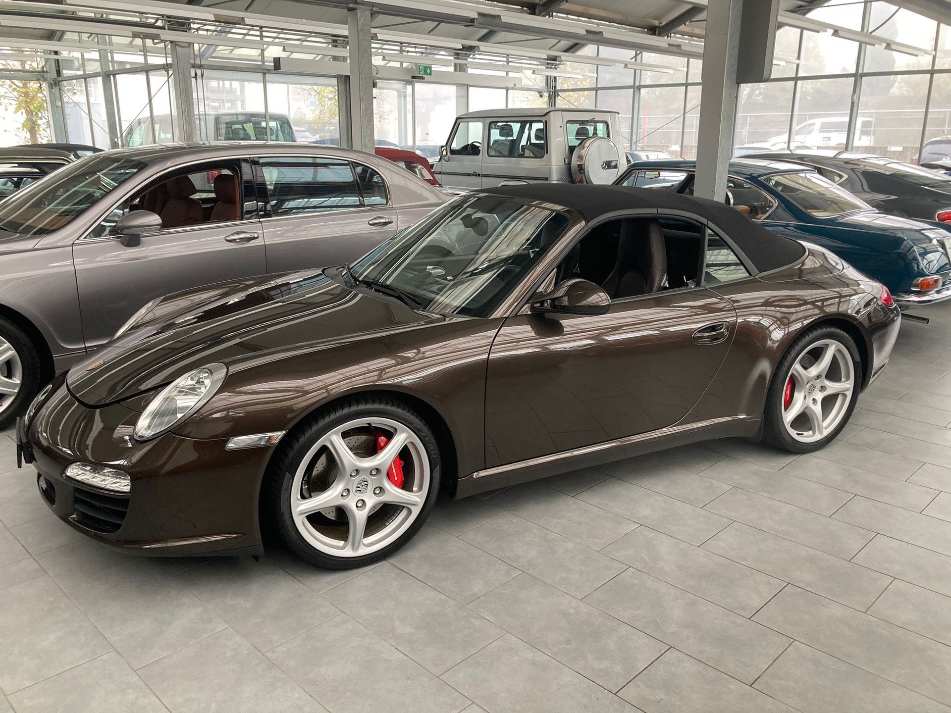 PORSCHE 911 Cabrio Carrera S-image-13
