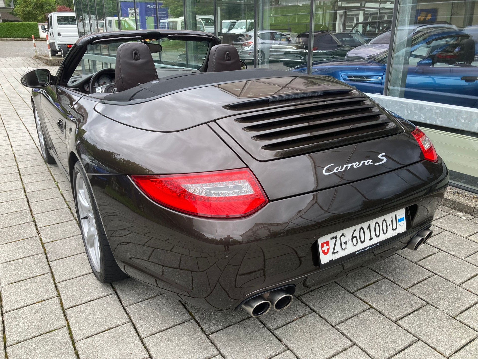 PORSCHE 911 Cabrio Carrera S-image-5