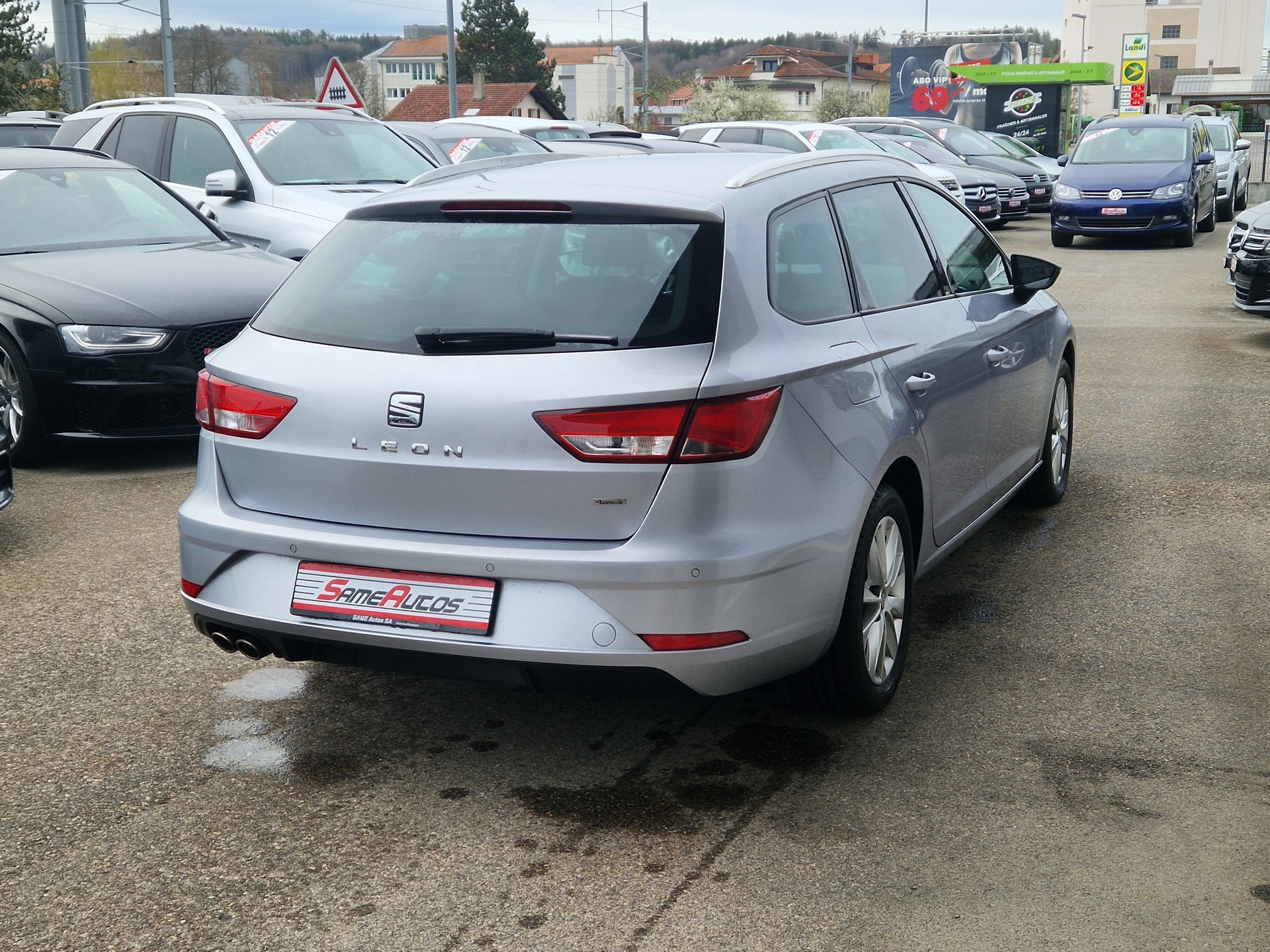 SEAT Leon ST 1.6 TDI CR Style 4Drive-image-1