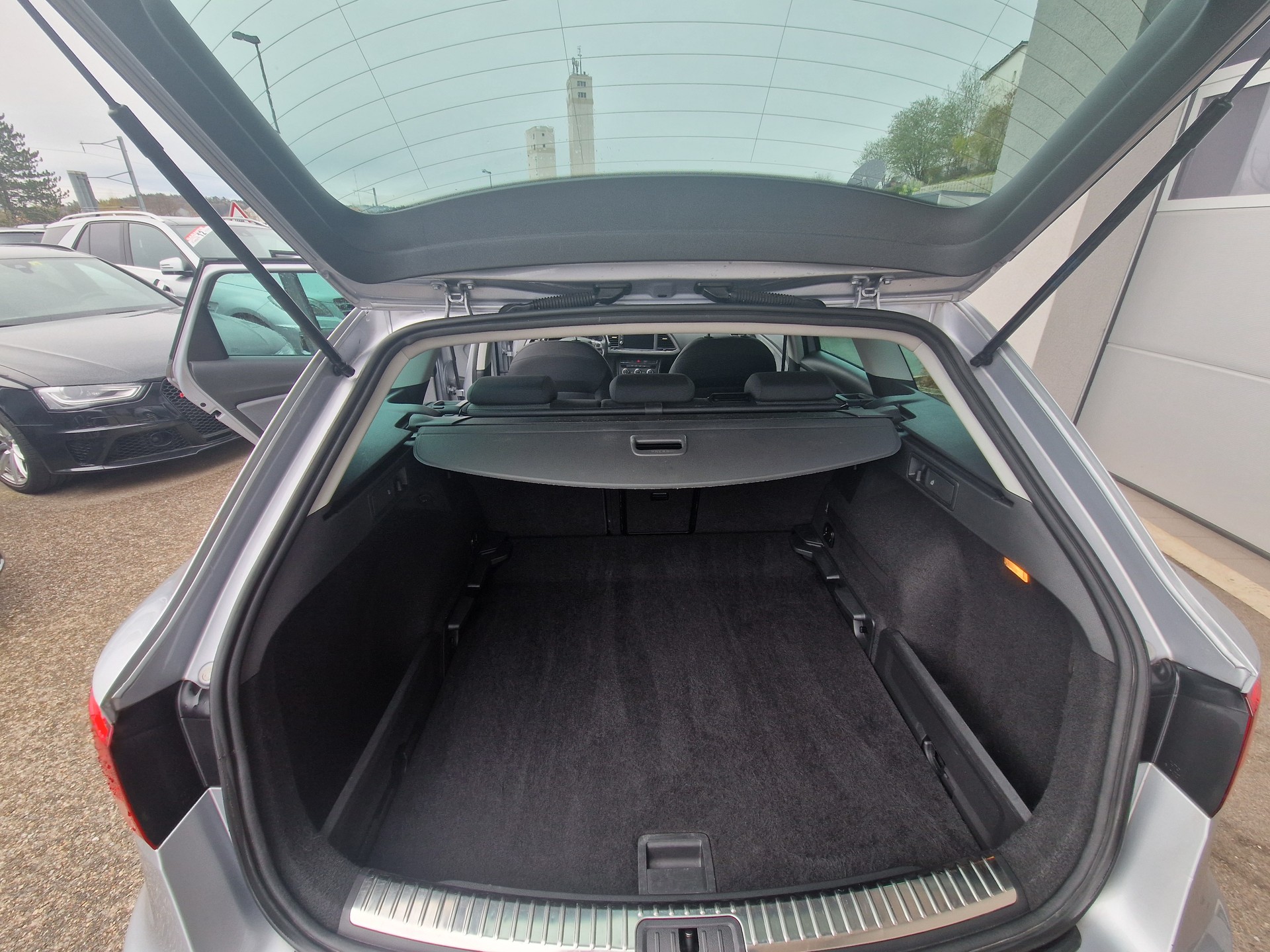 SEAT Leon ST 1.6 TDI CR Style 4Drive-image-11