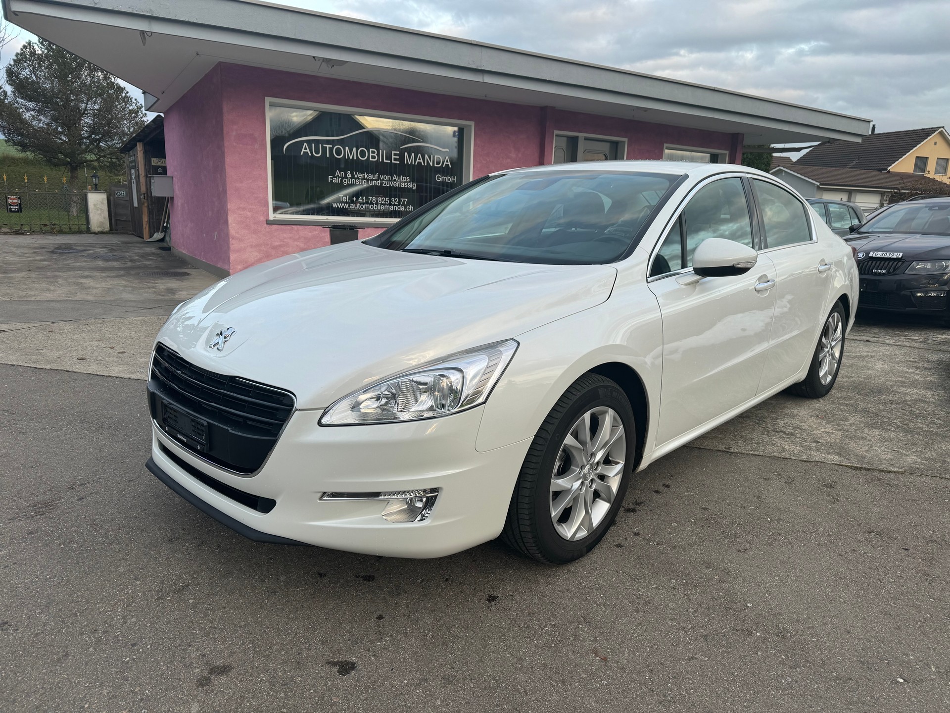 PEUGEOT 508 2.0 HDI Allure Automatic-image-1