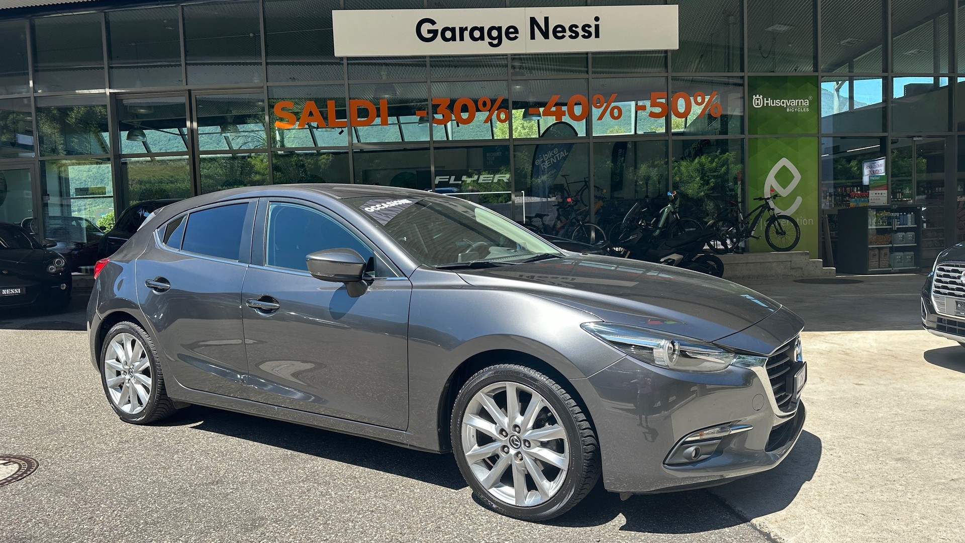 MAZDA 3 SKYACTIV-G 120 Ambition Plus Automat-showroom-element-1