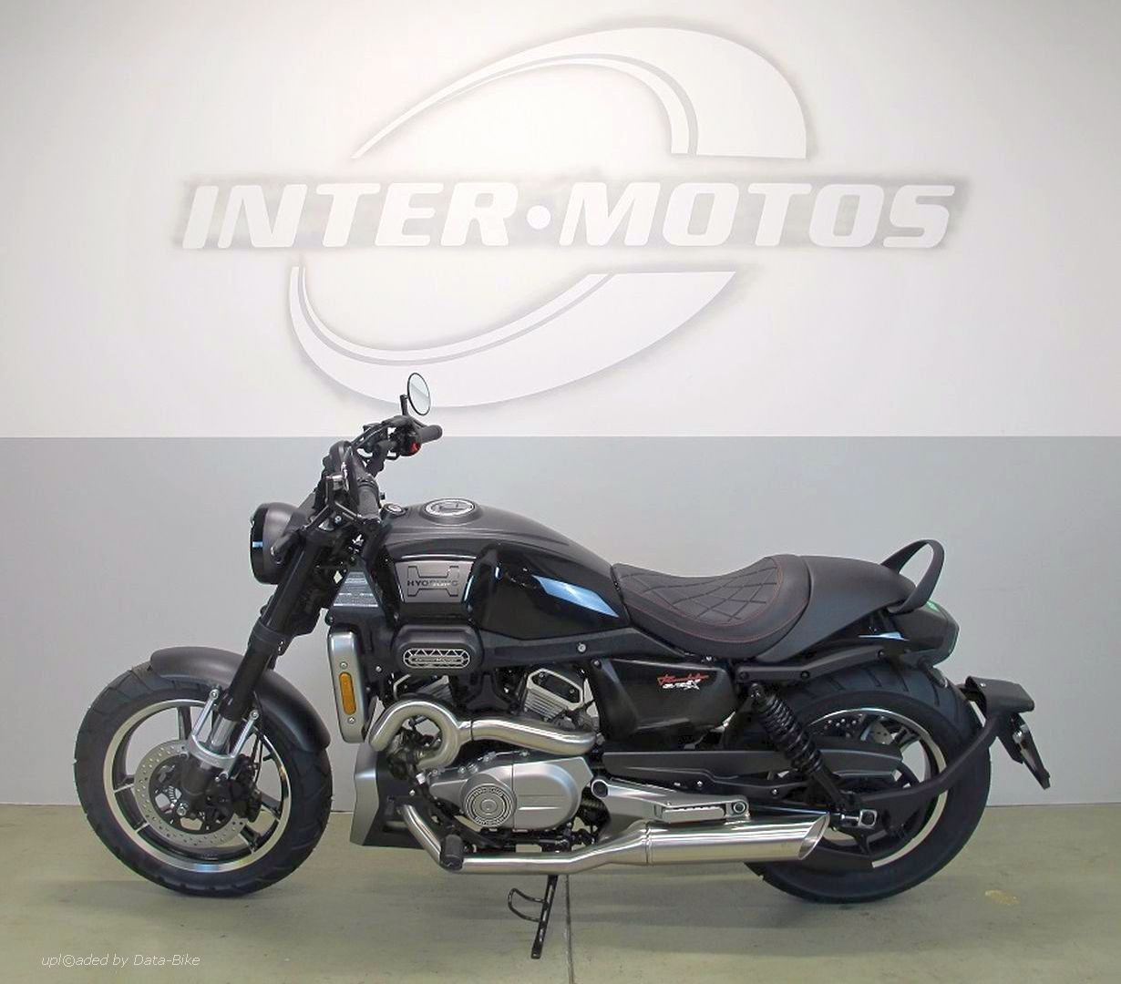HYOSUNG BOBBER GV 125 X-showroom-element-3