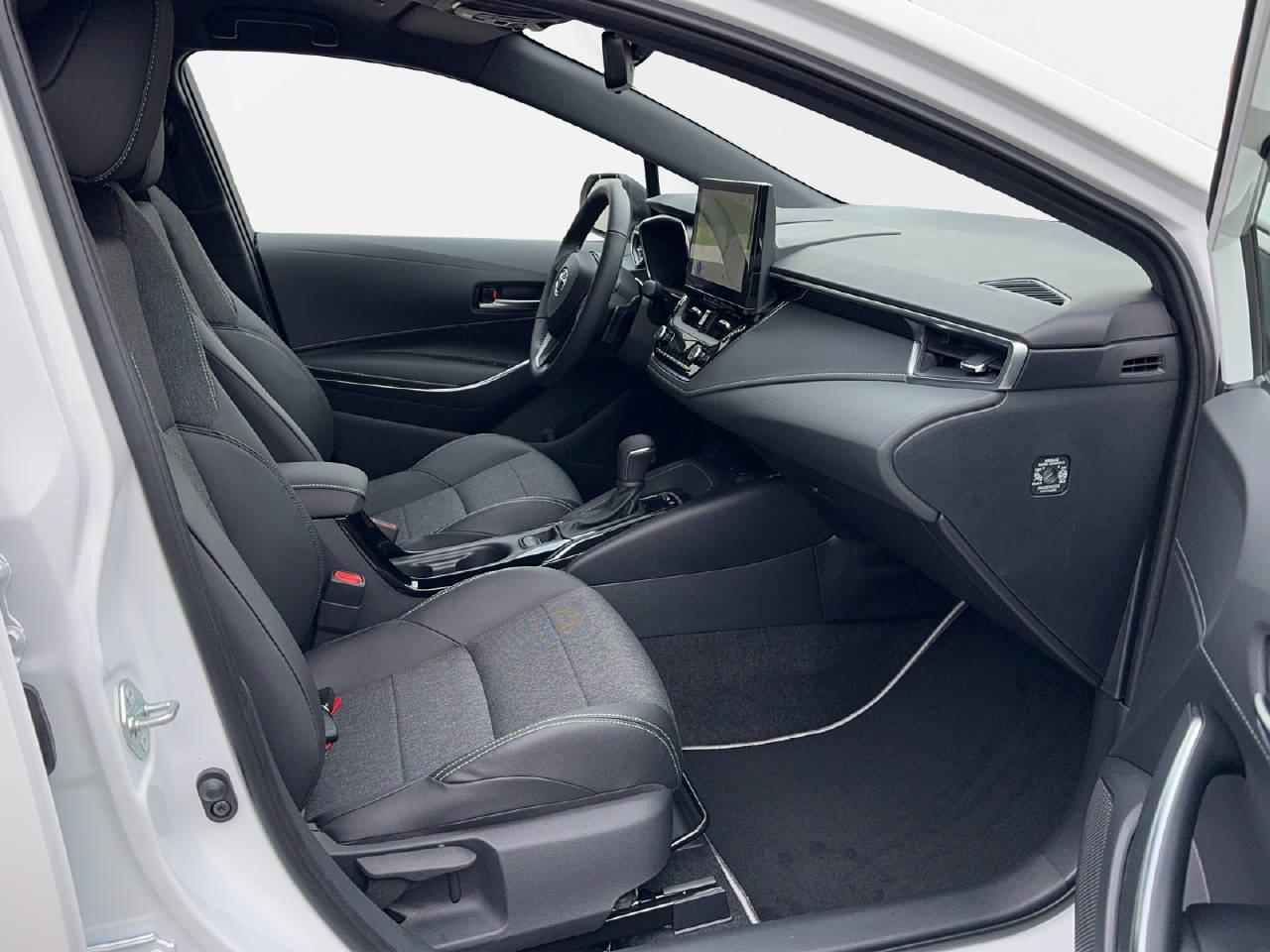 TOYOTA Corolla Touring Sports 2.0 HSD Trend-image-15