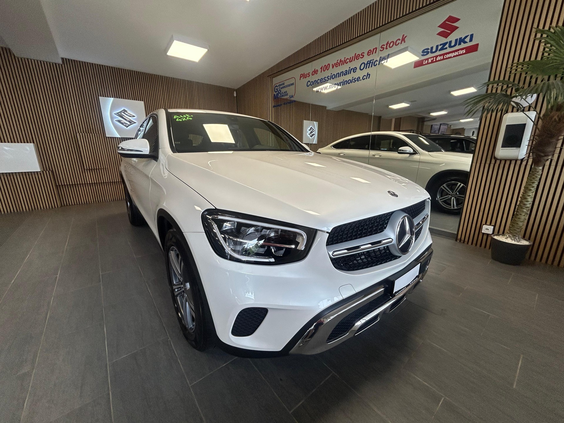 MERCEDES-BENZ GLC 300 d 4m Coupé-image-2