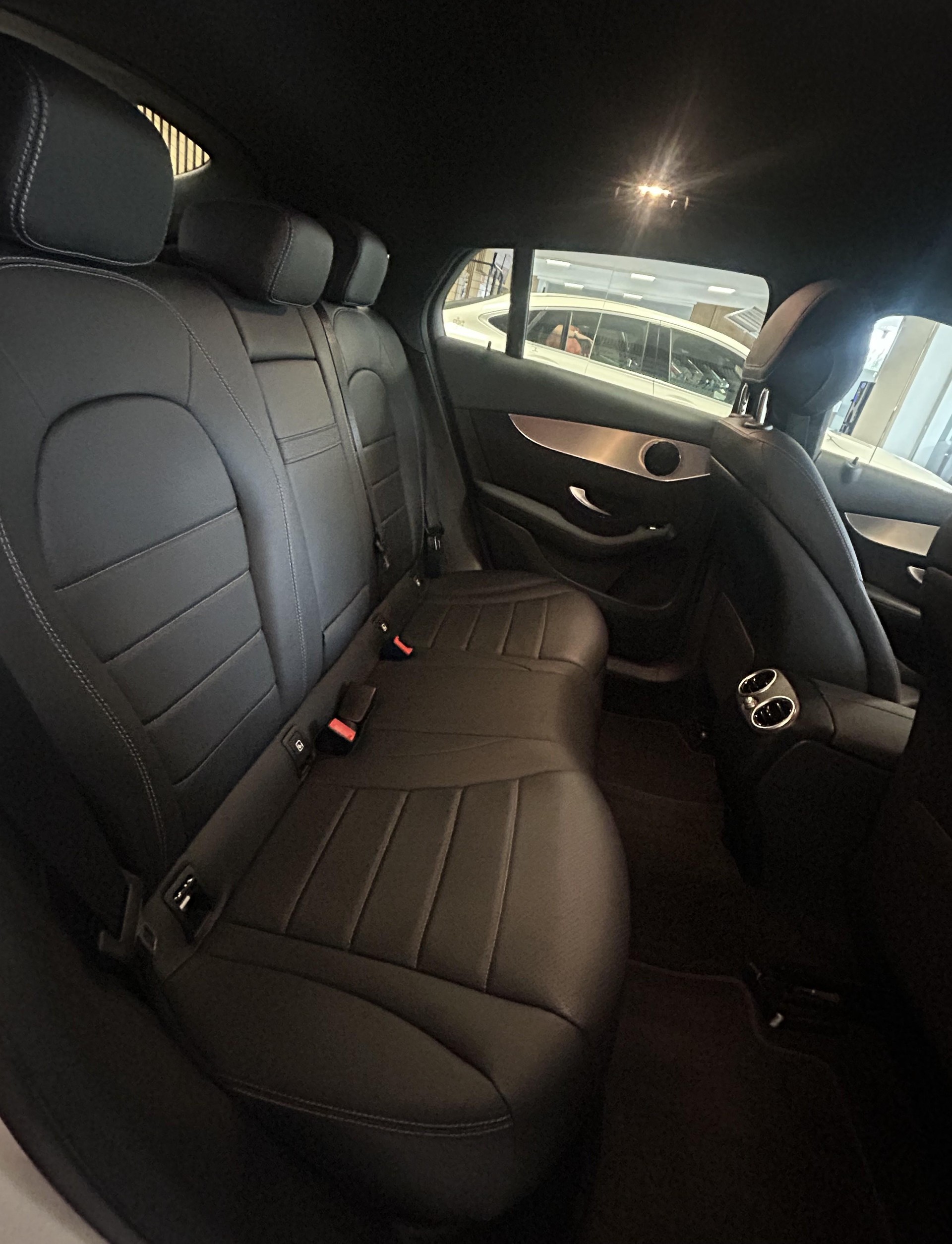 MERCEDES-BENZ GLC 300 d 4m Coupé-image-15