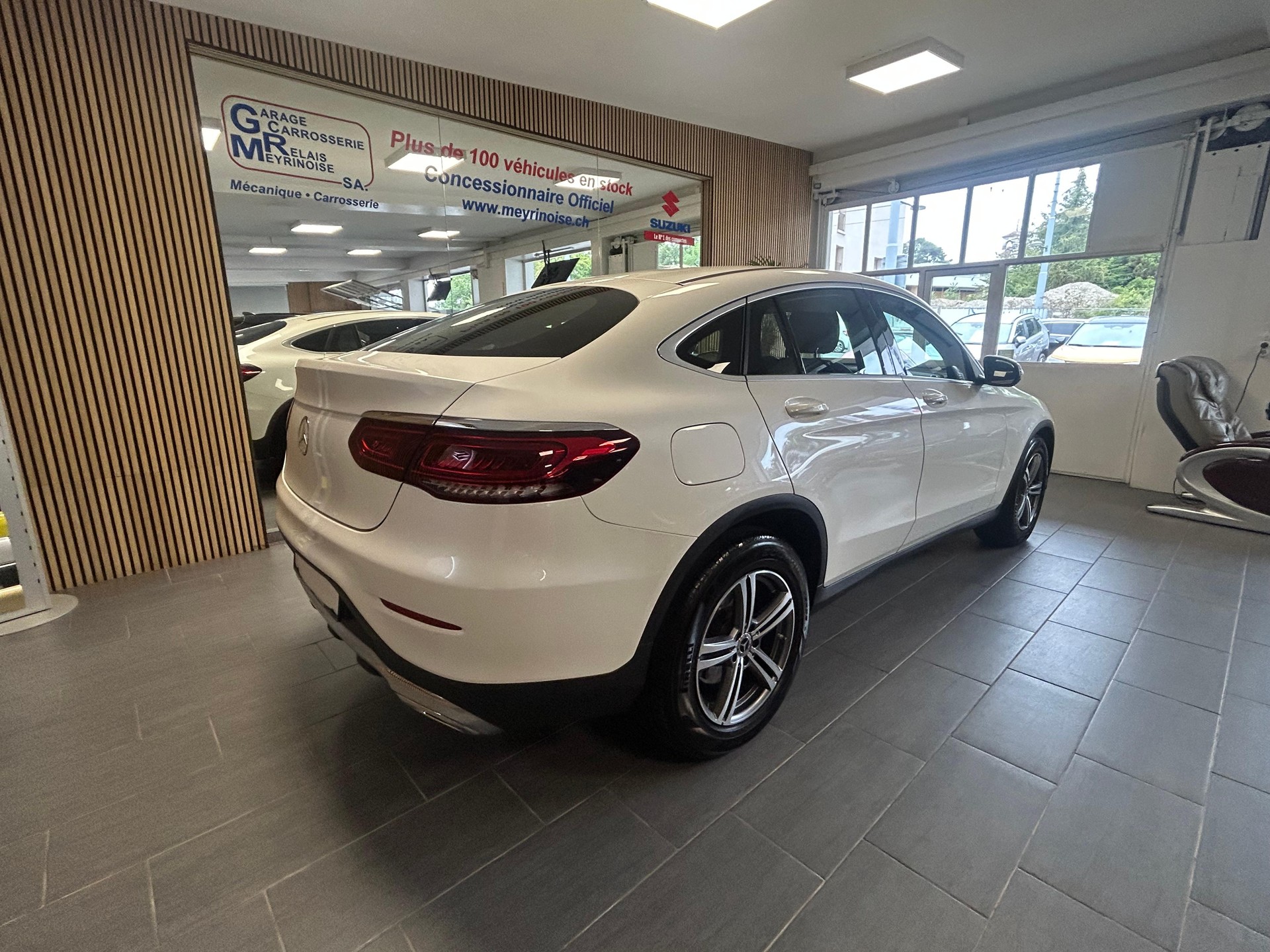 MERCEDES-BENZ GLC 300 d 4m Coupé-image-7