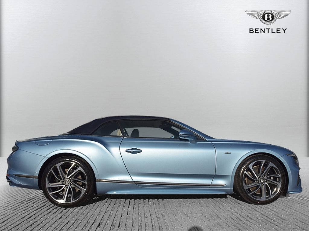 BENTLEY Continental GTC 4.0 V8 PHEV Speed 782 PS-image-8