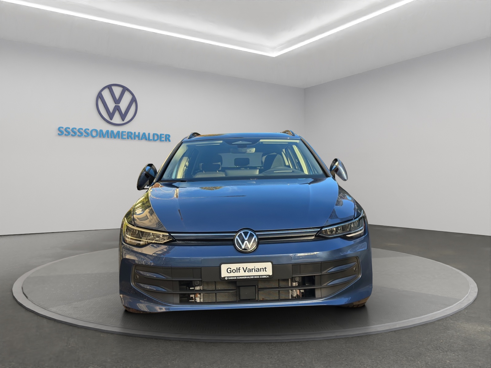 VW Golf Variant 1.5 eTSI mHEV Life DSG-image-4
