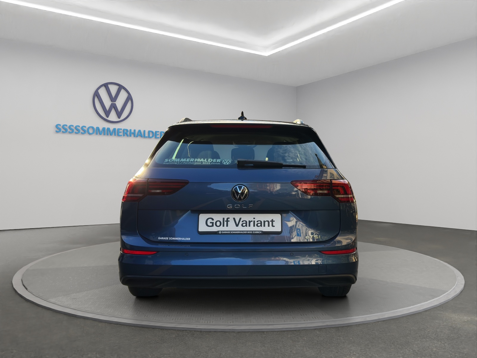 VW Golf Variant 1.5 eTSI mHEV Life DSG-image-3