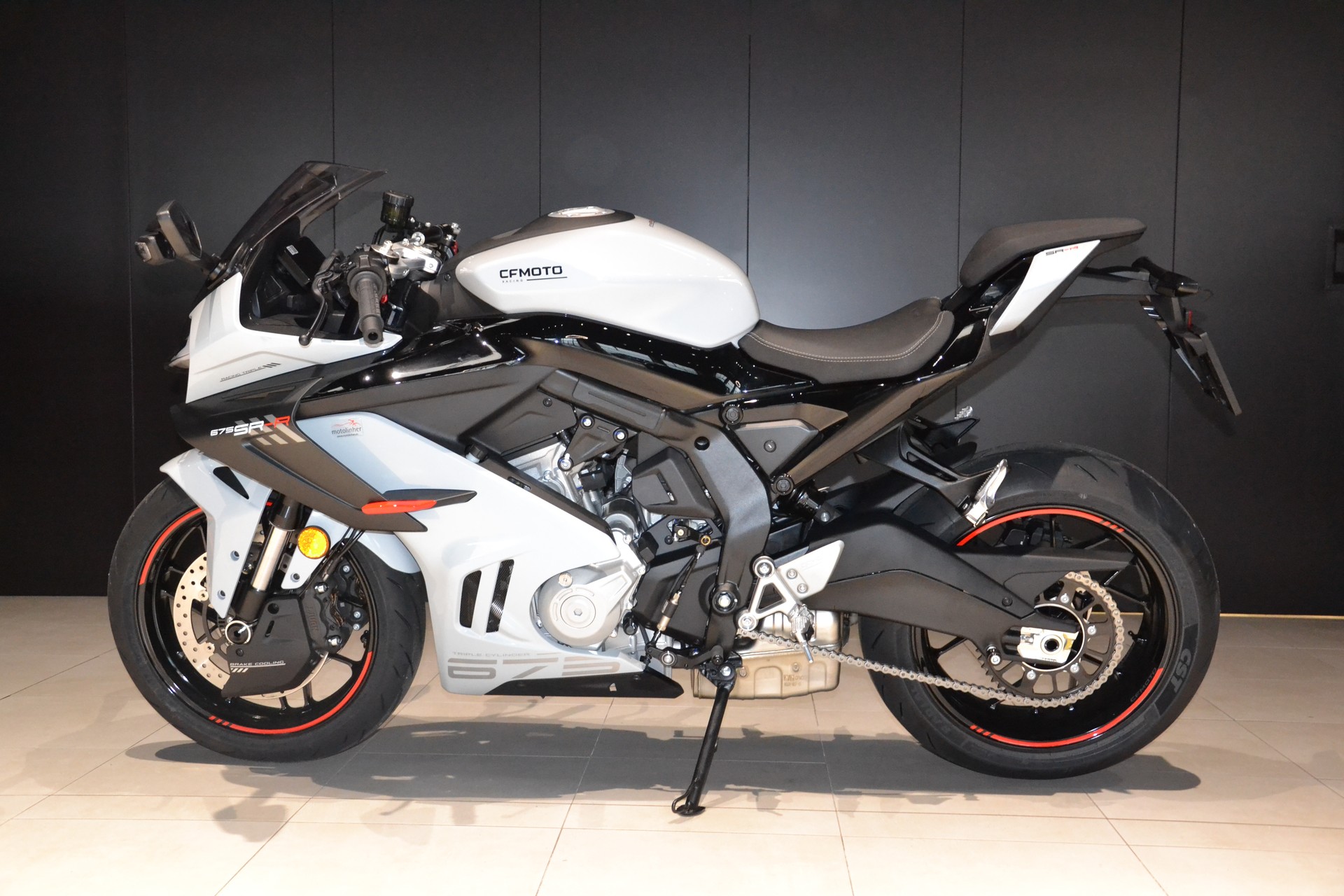 CF MOTO 675 SR-R-image-2