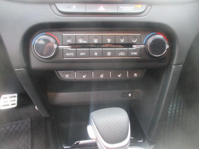 KIA Ceed SW 1.5 T-GDi MHEV GT-Line-image-11