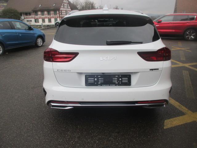 KIA Ceed SW 1.5 T-GDi MHEV GT-Line-image-4