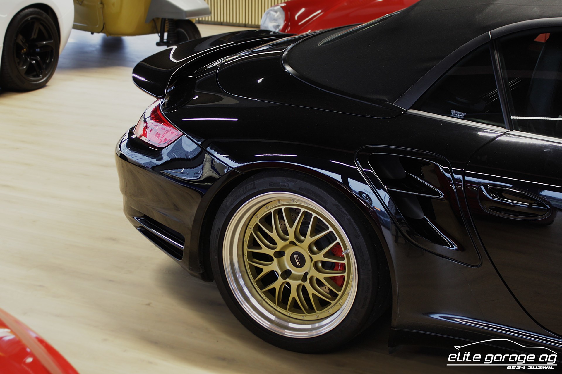 PORSCHE 911 Cabrio Turbo Tiptronic-image-7