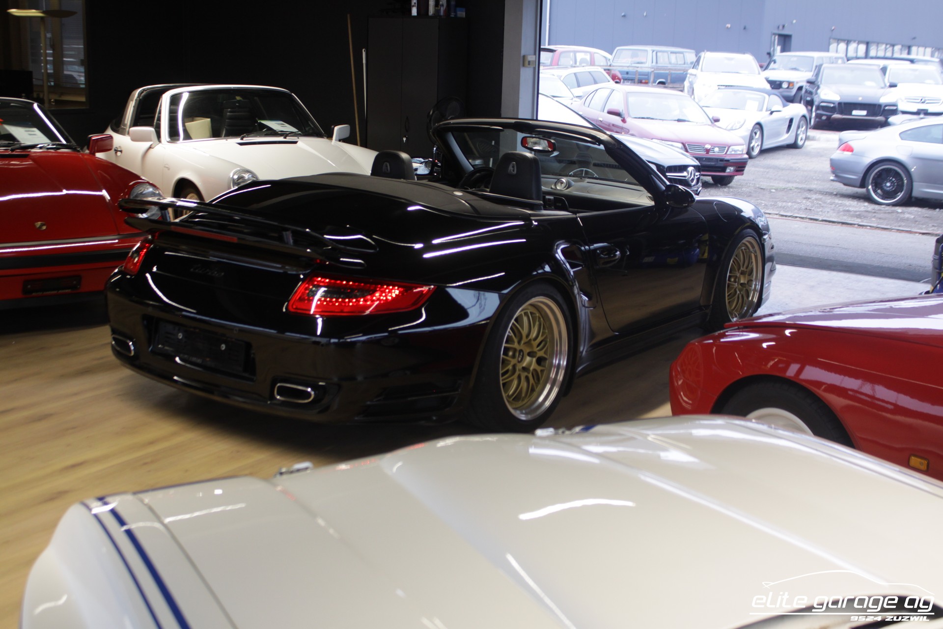 PORSCHE 911 Cabrio Turbo Tiptronic-image-3