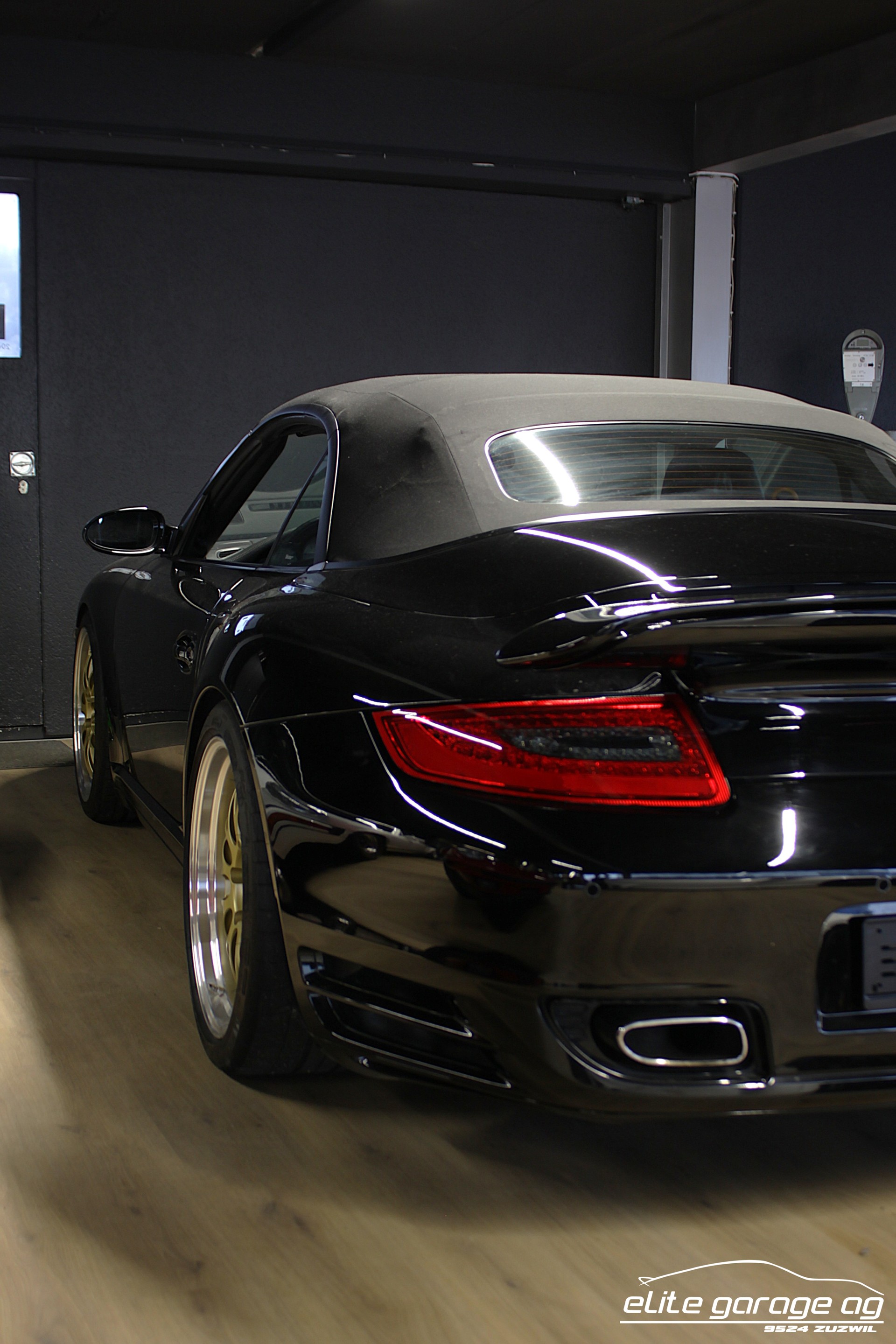 PORSCHE 911 Cabrio Turbo Tiptronic-image-8