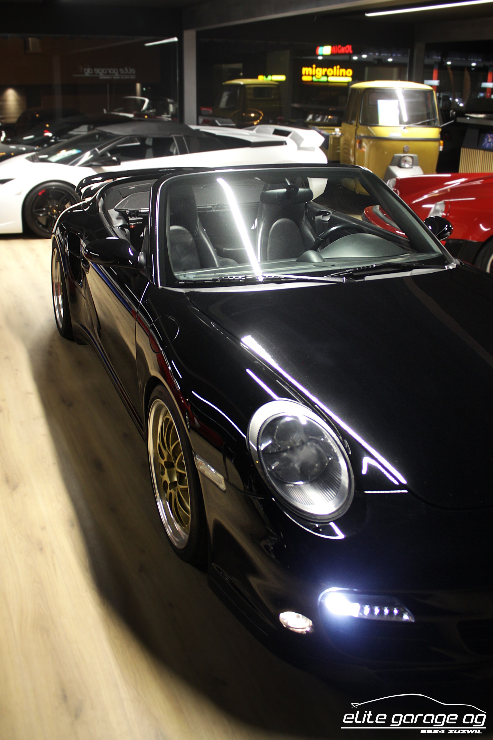 PORSCHE 911 Cabrio Turbo Tiptronic-image-5