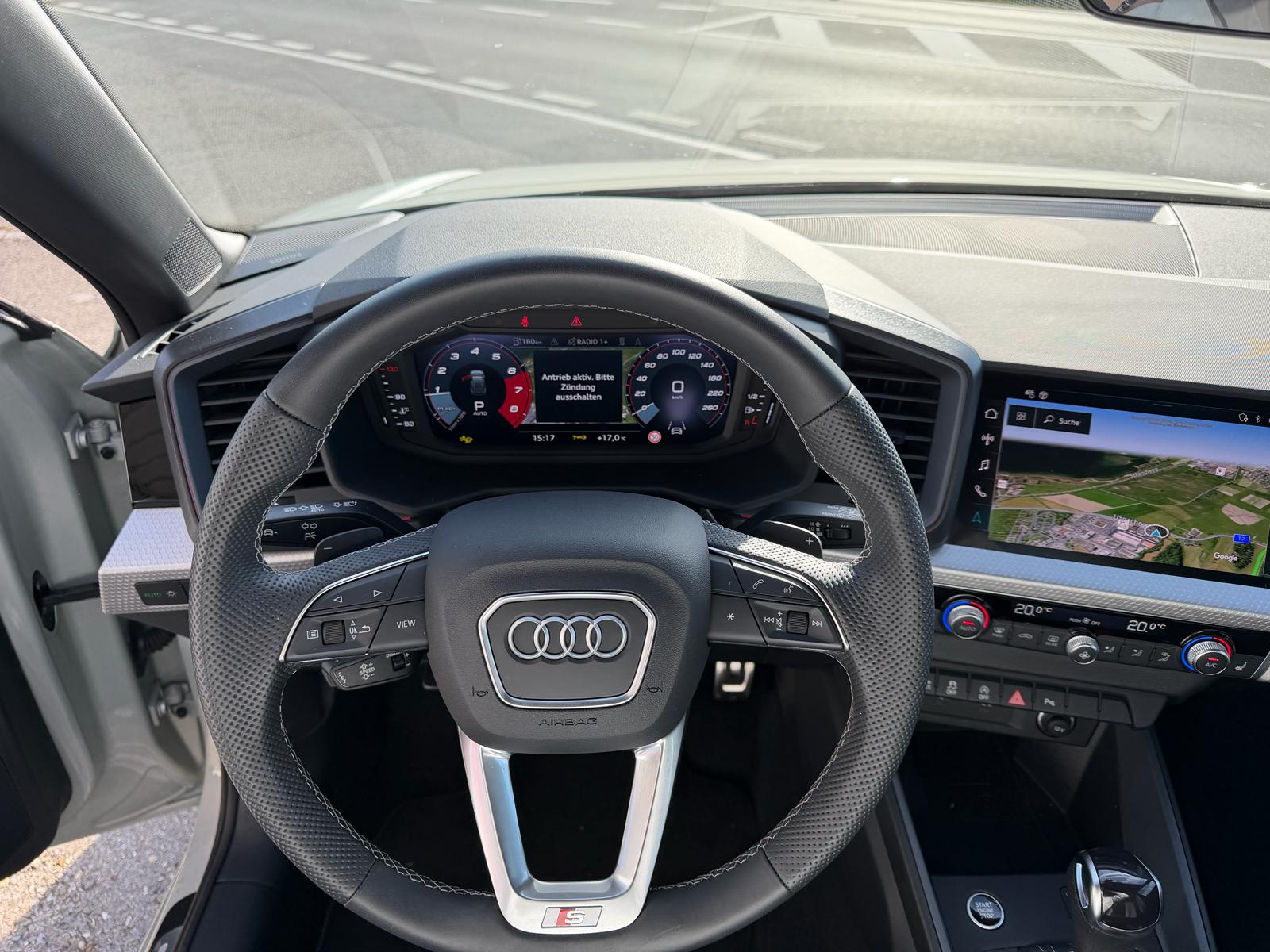 AUDI A1 Sportback 40 TFSI S Line S-tronic-image-13