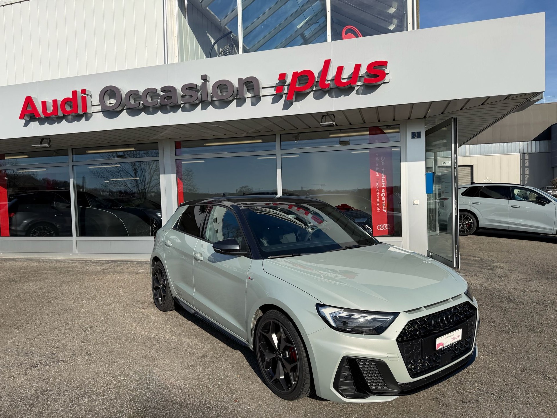 AUDI A1 Sportback 40 TFSI S Line S-tronic-image-0