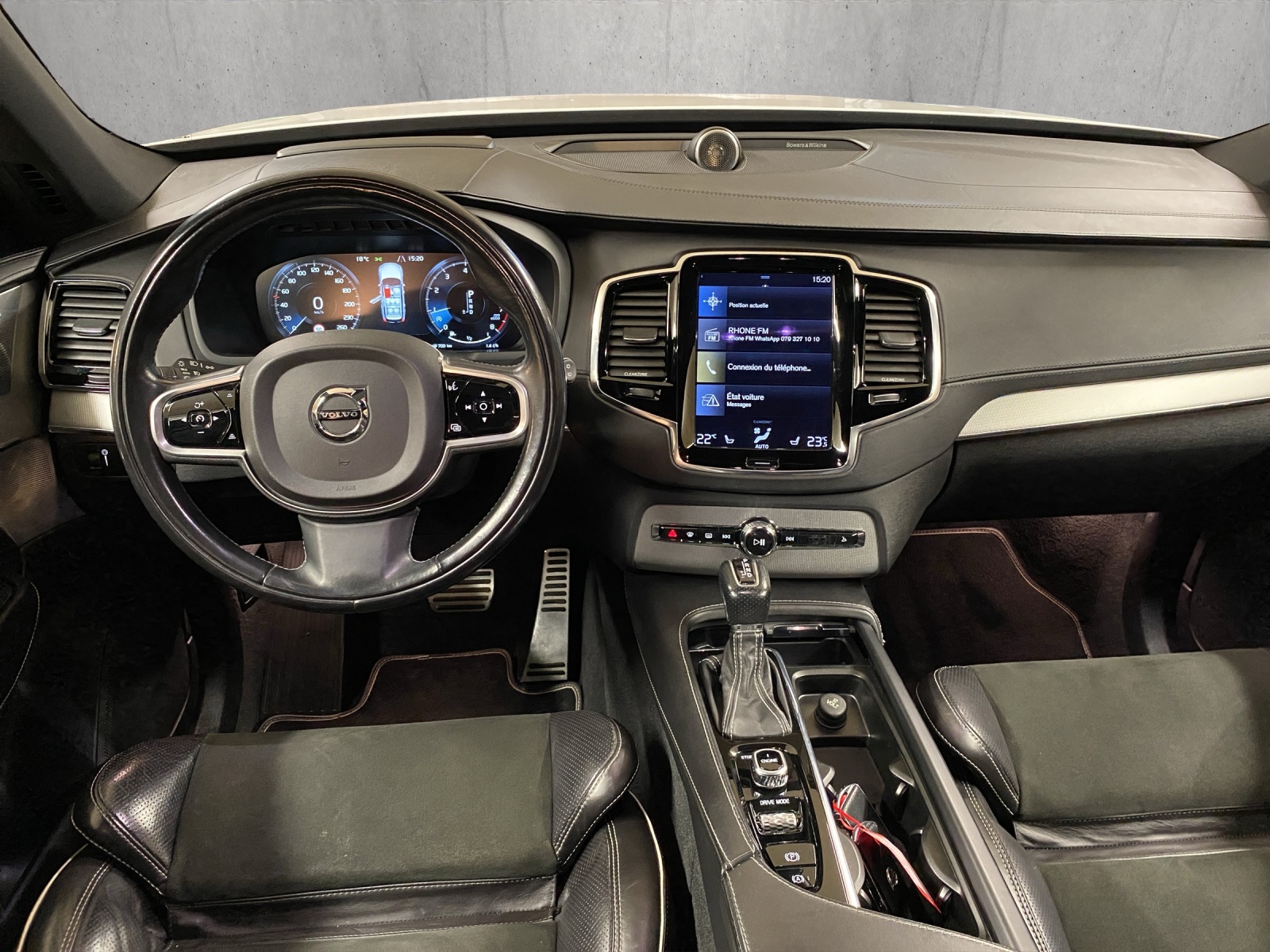 VOLVO XC90 T6 AWD R-Design Geartronic-image-11
