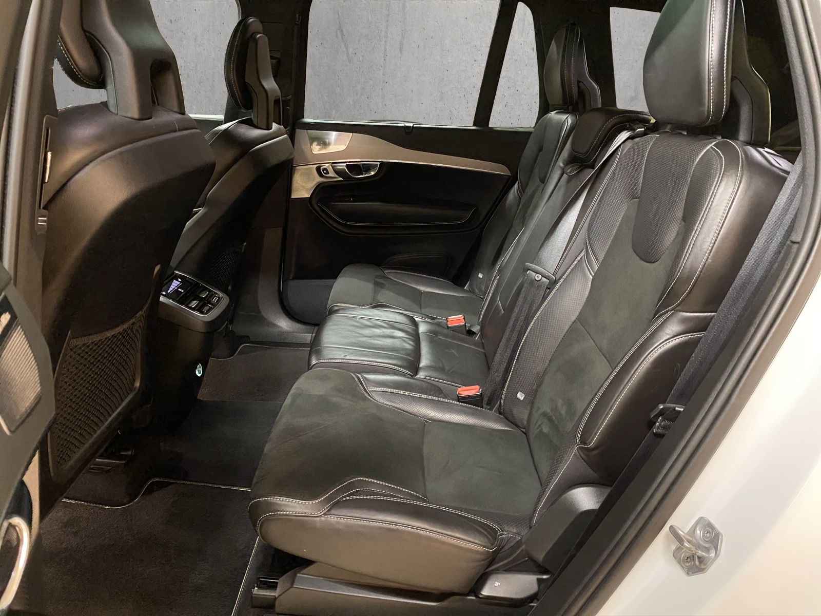 VOLVO XC90 T6 AWD R-Design Geartronic-image-12