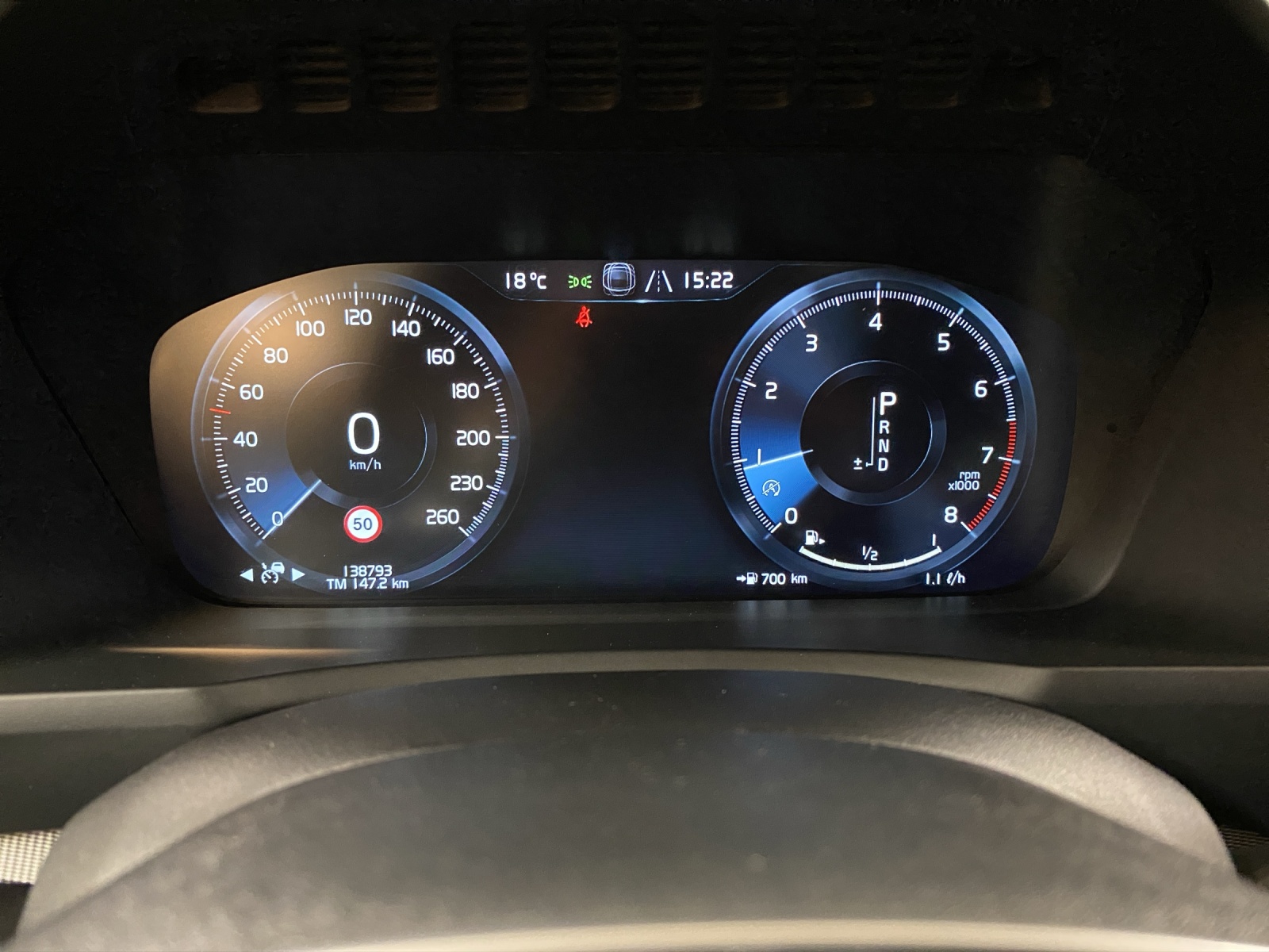 VOLVO XC90 T6 AWD R-Design Geartronic-image-15